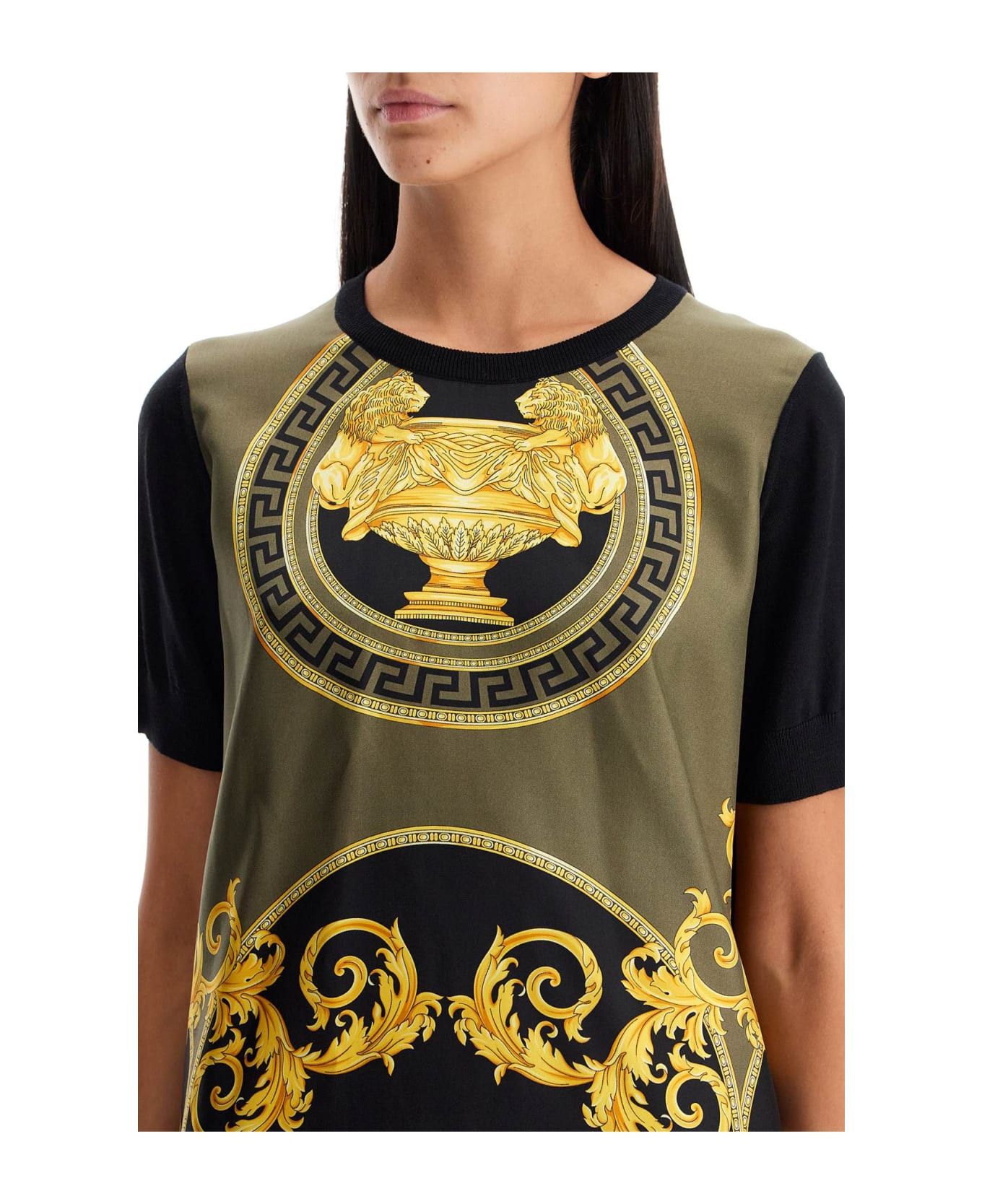 Versace o1y0226 Crewneck T-Shirt in Multicolor Size XS / US 0-2 / IT 36-38 - 4 Thumbnail
