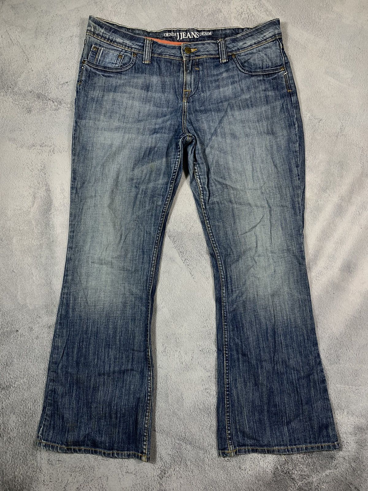 Japanese Brand × Vintage Vintage Y2K Japanese bootcut faded denim jeans Size 36" / US 14 / IT 50 - 1 Thumbnail