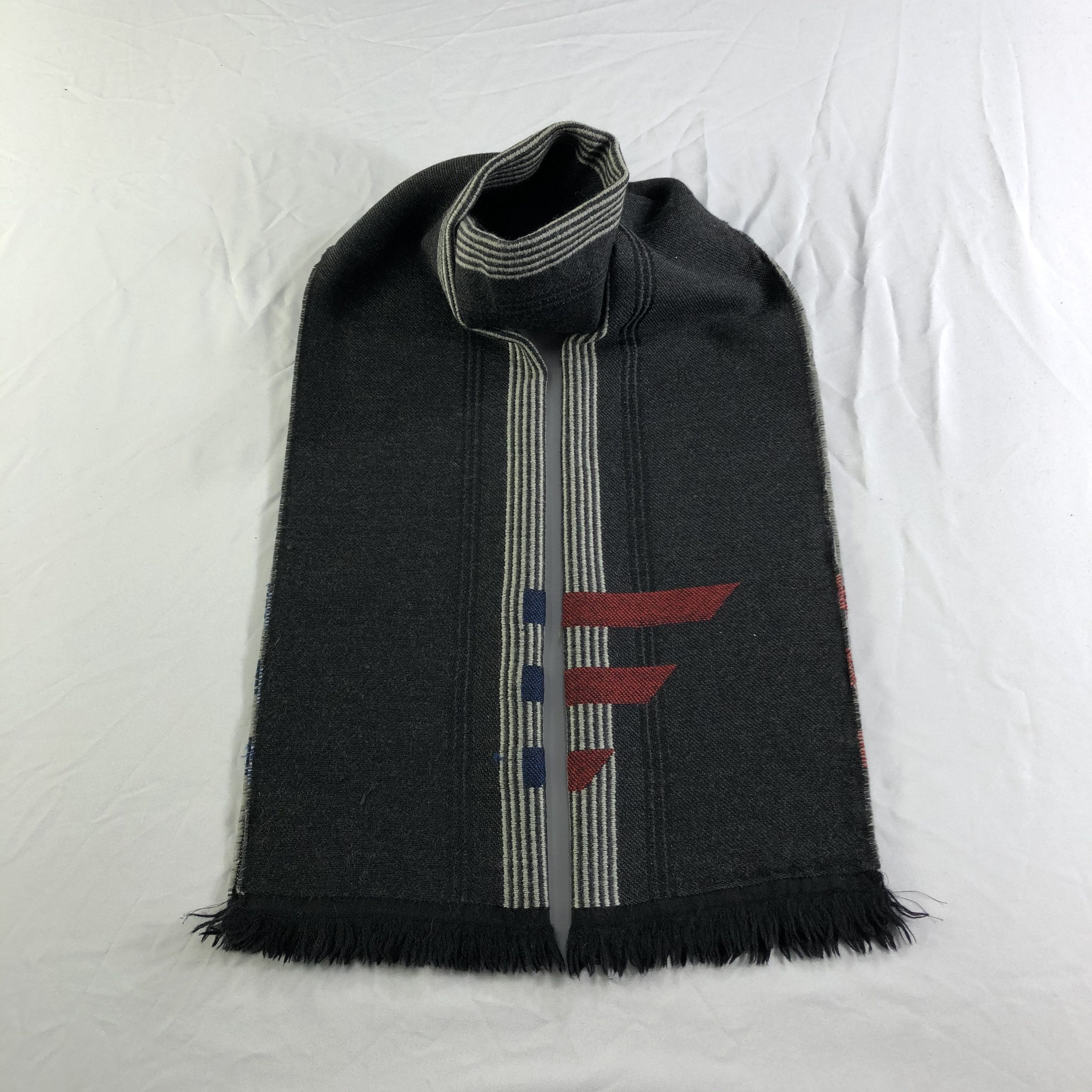 Emporio Armani Emporio Armani Wool Scarf Muffler Neckwear V2428 Size ONE SIZE - 1 Thumbnail