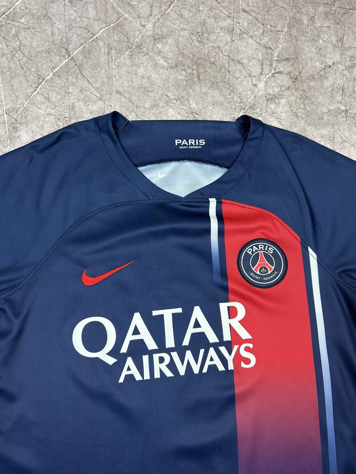 Nike Nike 2023/24 PSG Dri-FIT Soccer Home Jersey Size US M / EU 48-50 / 2 - 4 Thumbnail