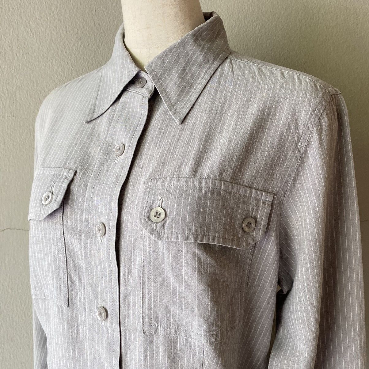 Yves Saint Laurent YVES SAINT LAURENT Light Gray Striped Pocket Shirt Size XS / US 0-2 / IT 36-38 - 11 Thumbnail