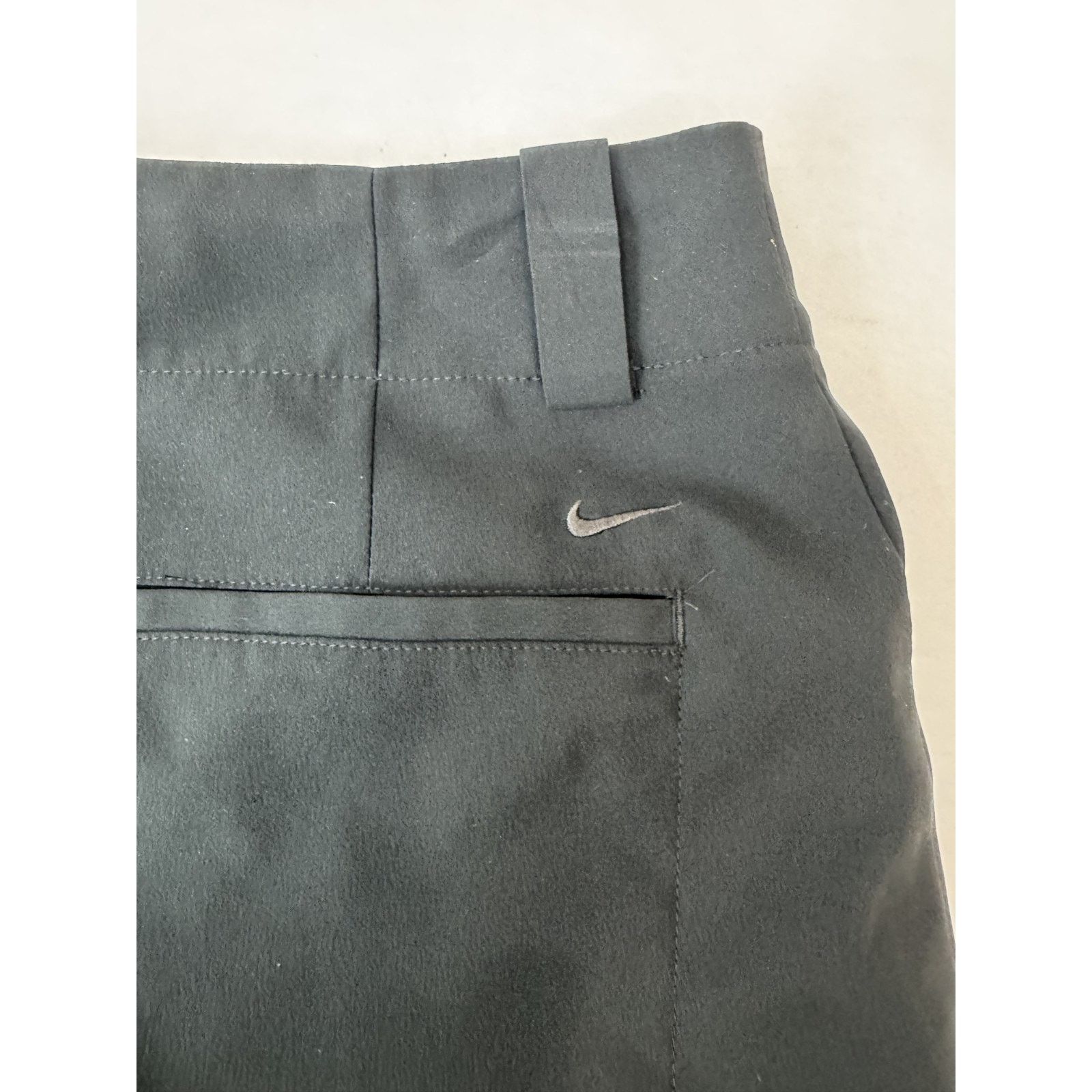 Nike Nike Golf FitDry Short Women Black Athletic 5" Size 2 Size US 28 / EU 44 - 6 Thumbnail