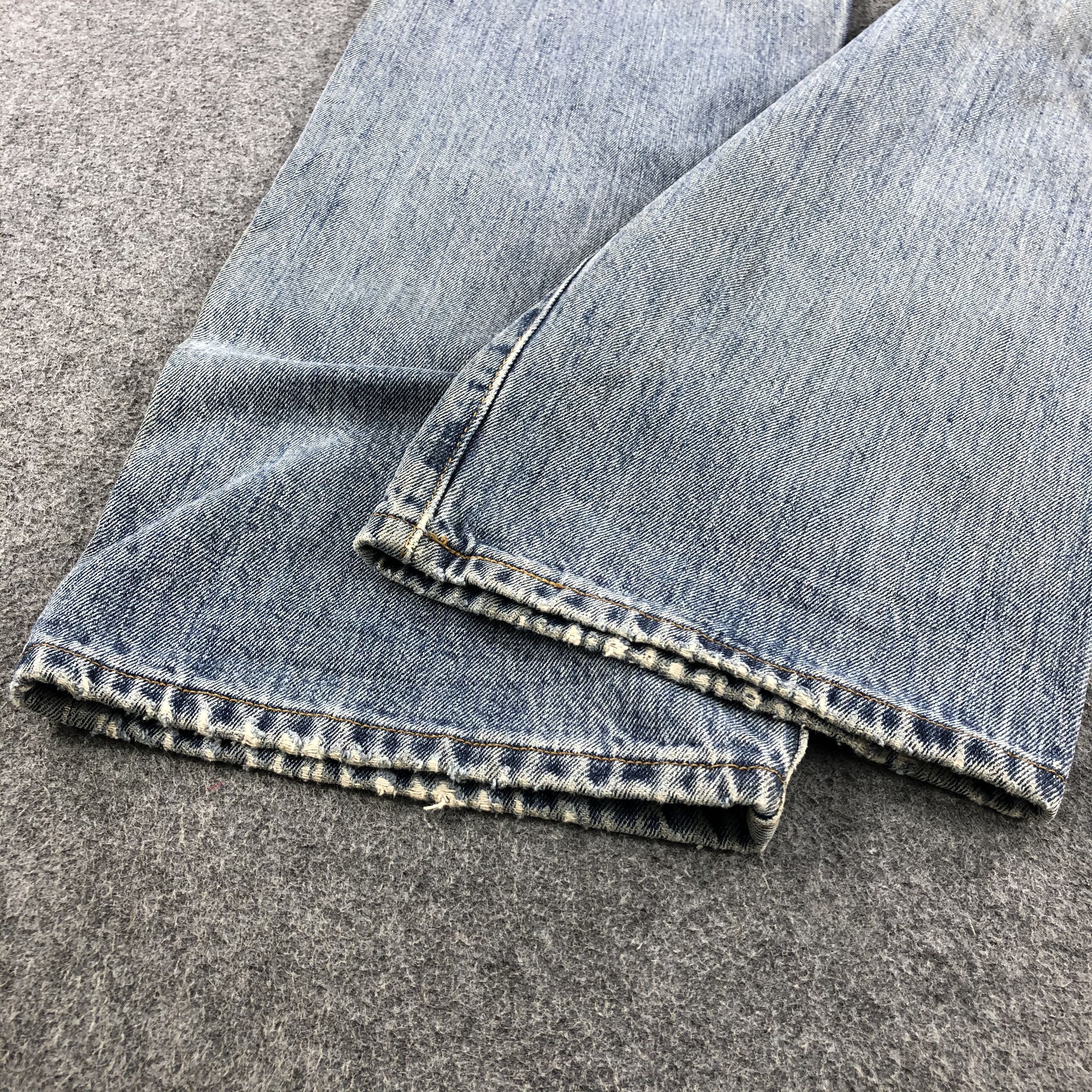 Levi's Vintage Light Wash Levis 501 Jeans-JM962 Size US 35 - 5 Thumbnail