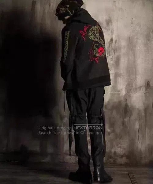 Roen Black Bomber Jacket with Patterned Sleeves - L. Size US L / EU 52-54 / 3 - 6 Thumbnail