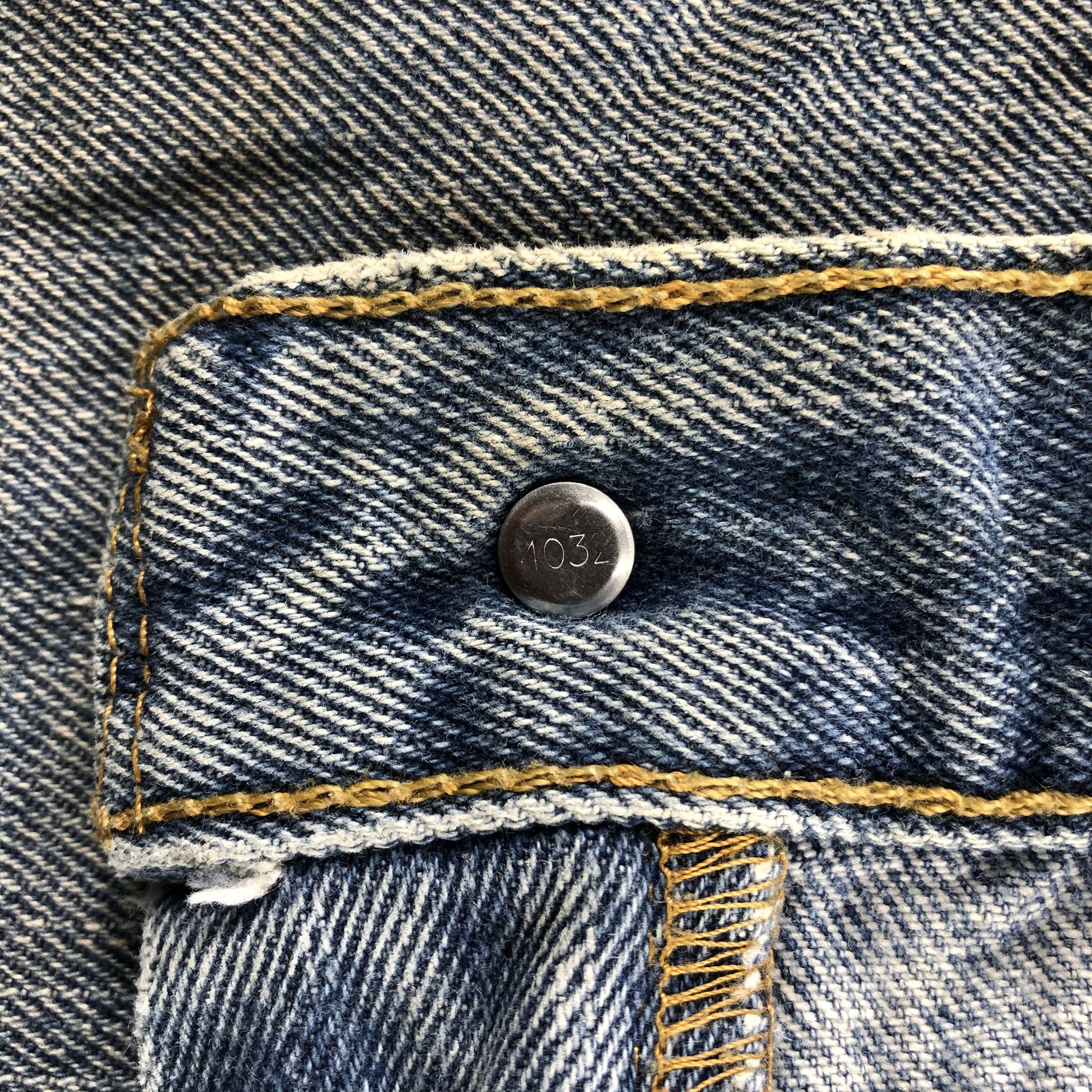 Levi's × Vintage Vintage Blue Wash Levis 505 Jeans-JM3011 Size US 39 - 13 Thumbnail