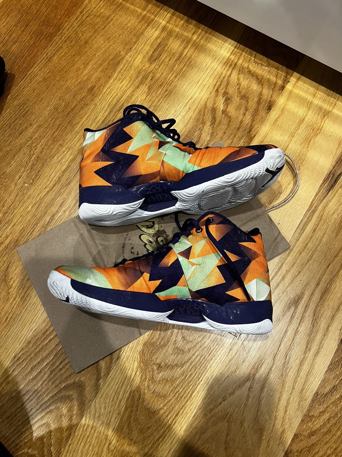 Jordan Brand Jordan 29 hare sz 9.5 Size US 9.5 / EU 42-43 - 2 Thumbnail