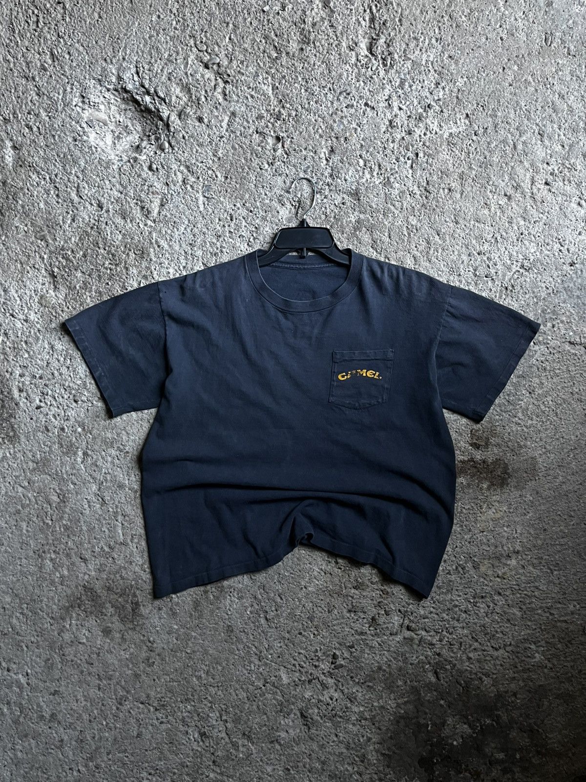 Camel Vintage 1987 Camel “Born to Be Smooth” Back Graphic Tee Size US L / EU 52-54 / 3 - 5 Thumbnail