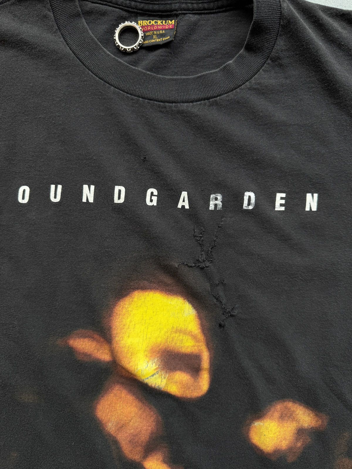 Other 1994 Vintage Soundgarden Superunknown Distressed Tee Size US XL / EU 56 / 4 - 6 Thumbnail