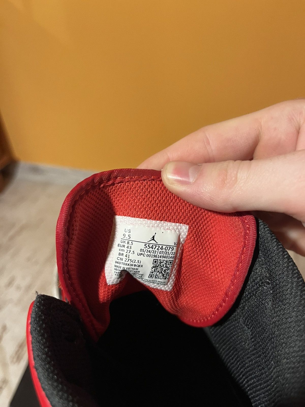 Jordan Brand Jordan 1 mid Size US 9.5 / EU 42-43 - 5 Thumbnail