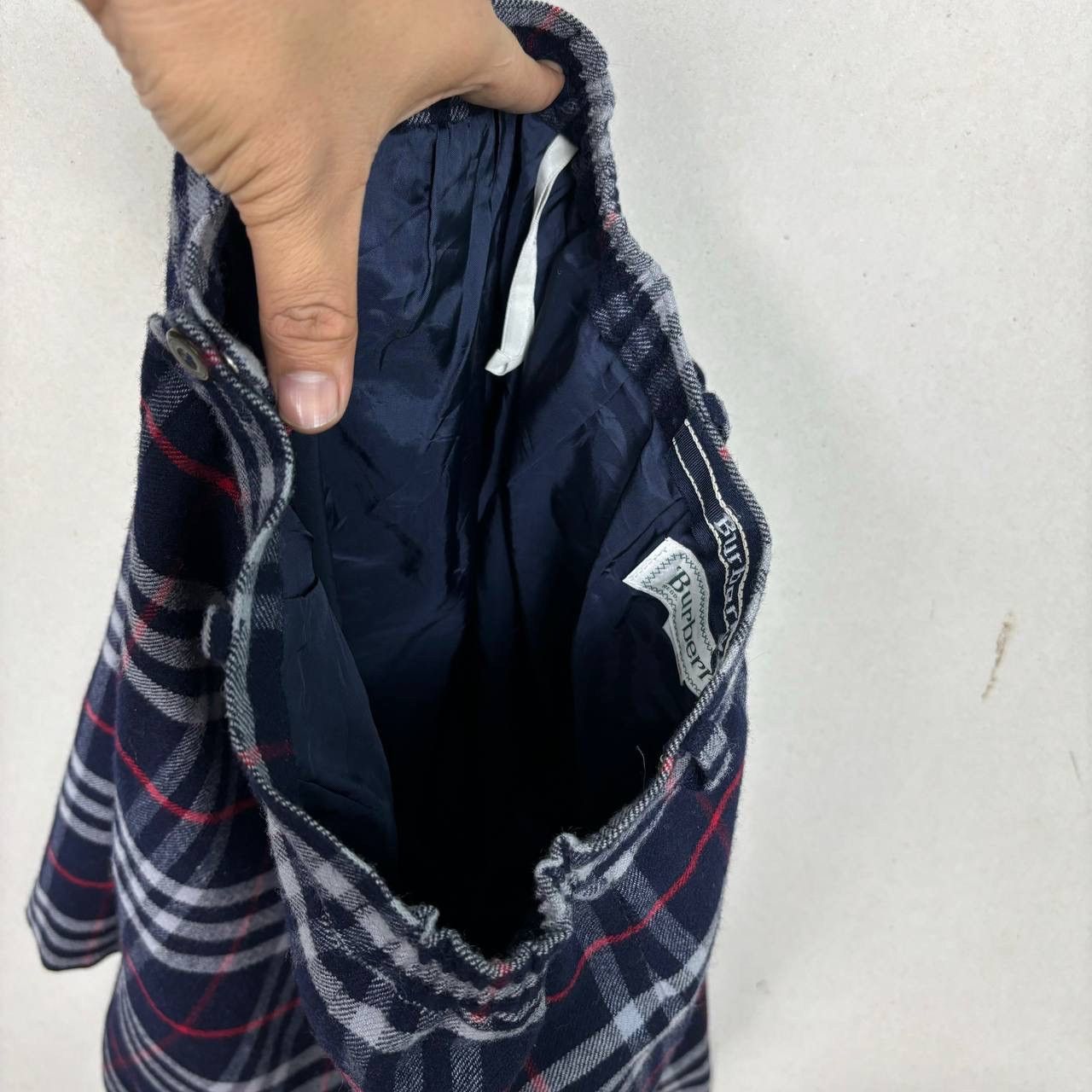Burberry Burberry Nova Check Wool Shorts Pants Size US 30 / EU 46 - 6 Thumbnail