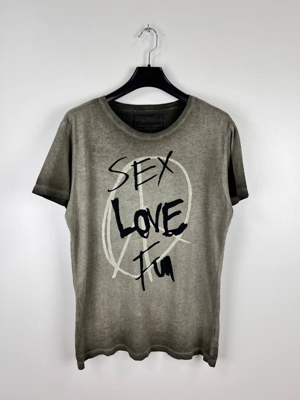 Vintage Desigual Sex Love Fun t-shirts size M Size US M / EU 48-50 / 2 - 1 Thumbnail