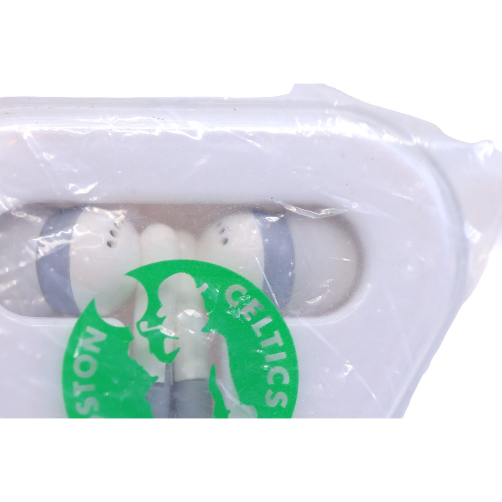 NBA Boston Celtics 1/8" Audio Aux Corded Earbuds *Sealed* Size ONE SIZE - 3 Thumbnail