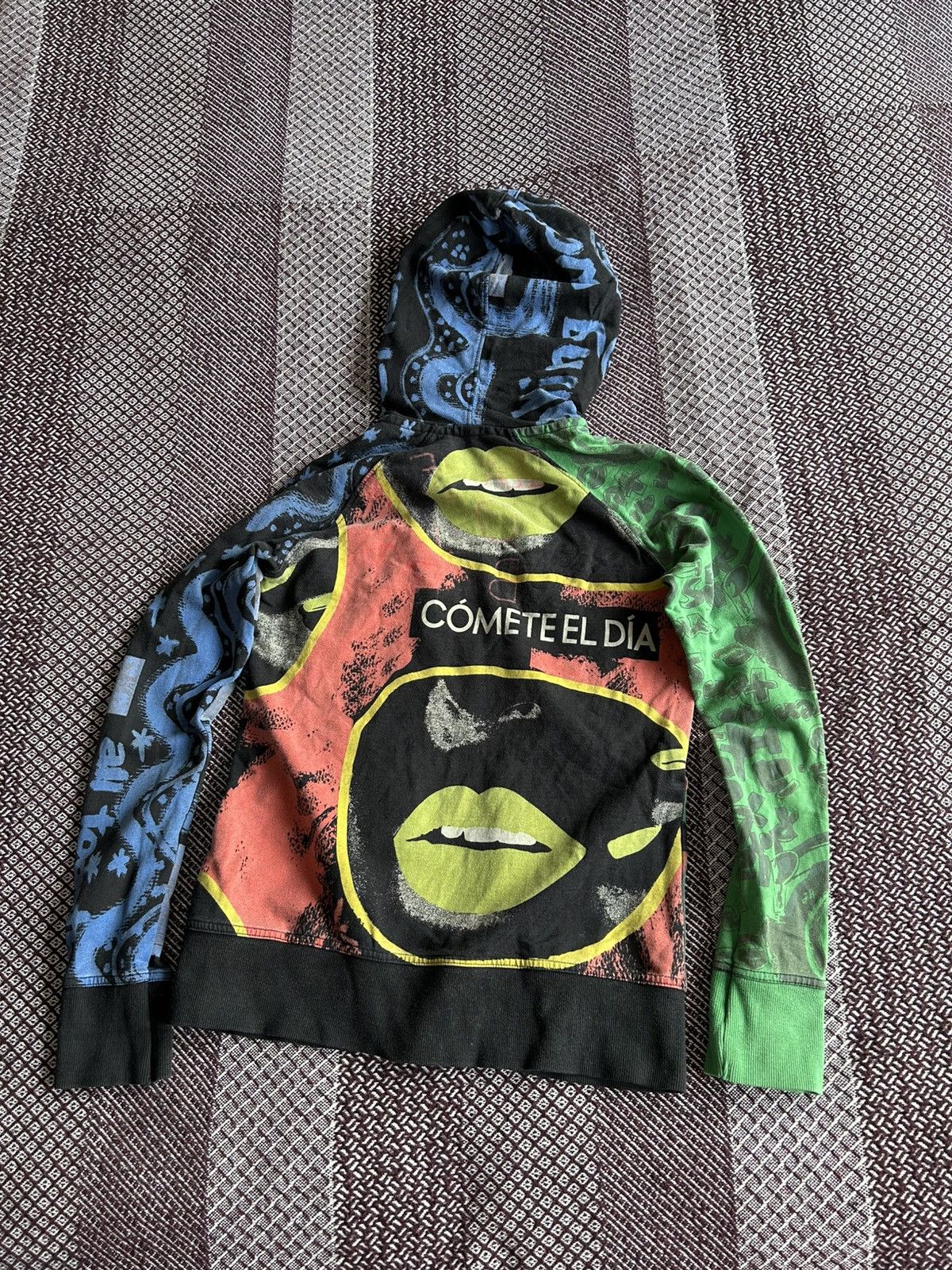 Japanese Brand × Vintage Vintage 90s Art Zip Up Hoodie Streetwear Size S Size S / US 4 / IT 40 - 11 Thumbnail