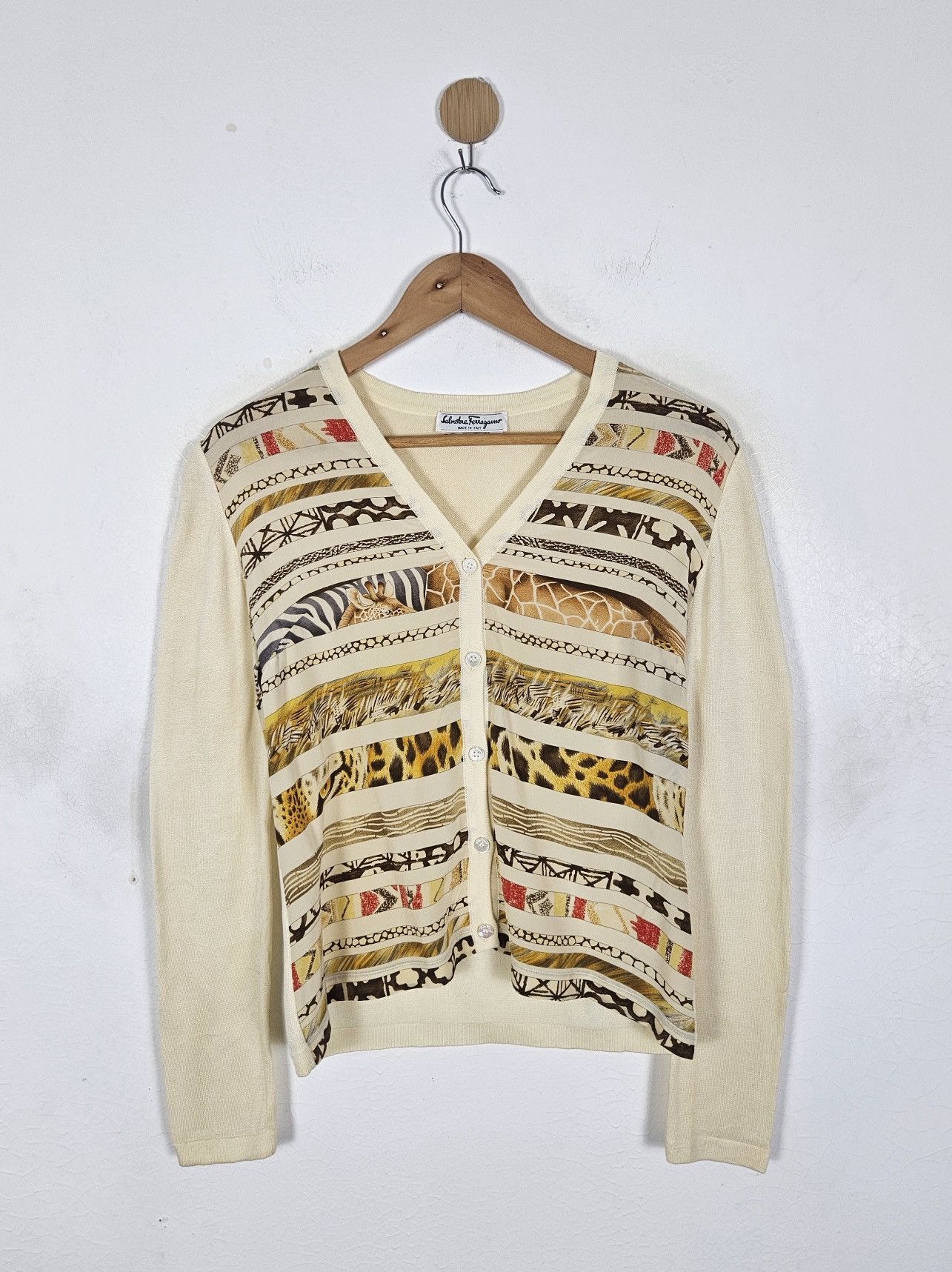 Salvatore Ferragamo Salvatore Ferragamo animal Print cardigan shirt Size XS / US 0-2 / IT 36-38 - 1 Thumbnail