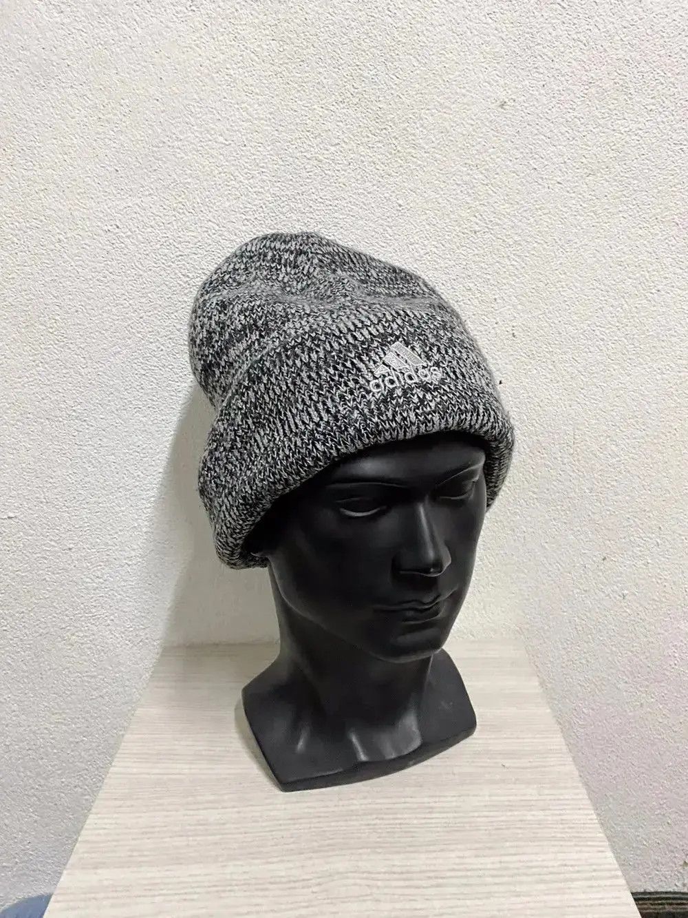 Adidas Adidas Small Logo Beanie Hat Size ONE SIZE - 3 Thumbnail