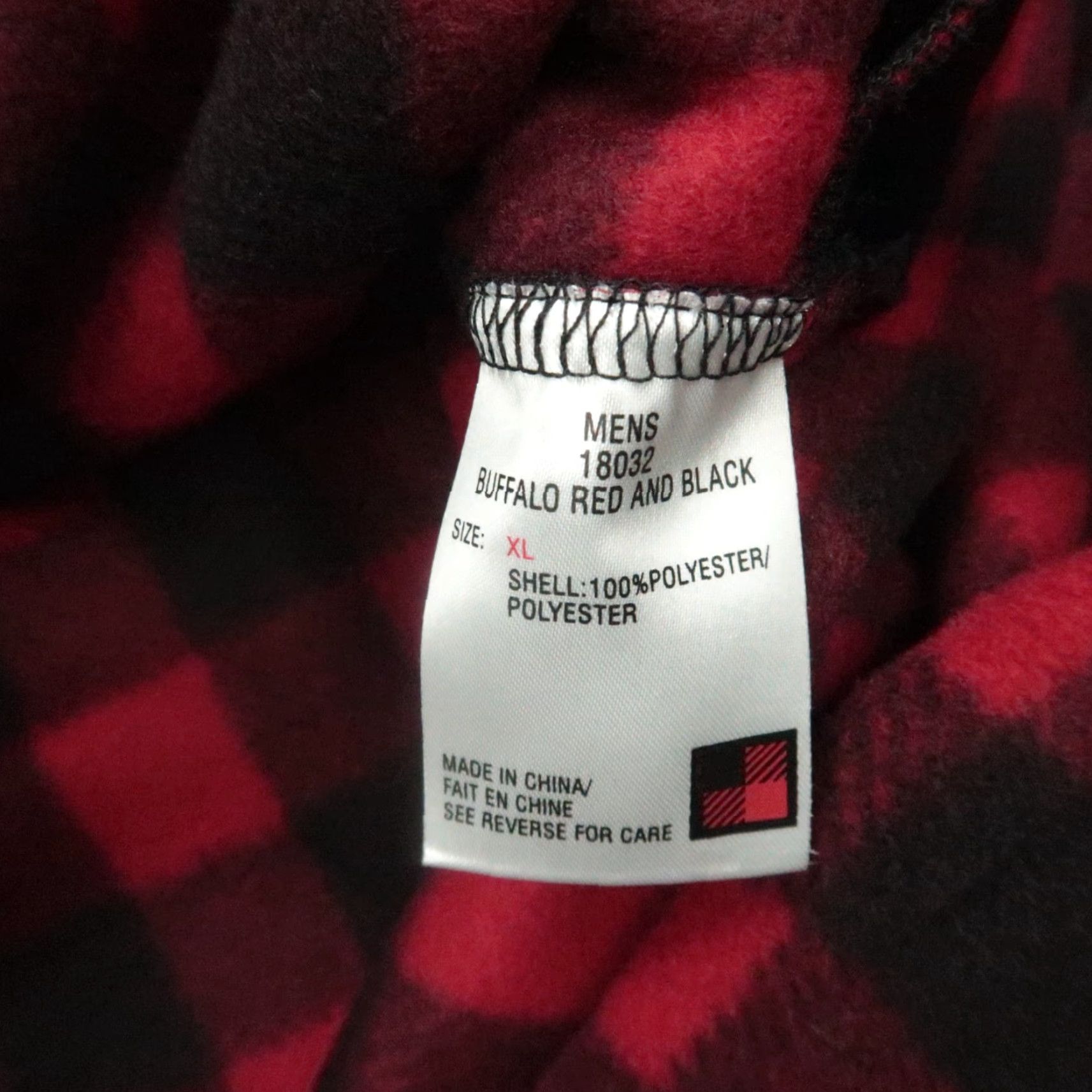 Vintage VINTAGE Woolrich Vest Mens XL Red Black Buffalo Plaid Andes Full Zip Pockets NWT Size US XL / EU 56 / 4 - 5 Thumbnail