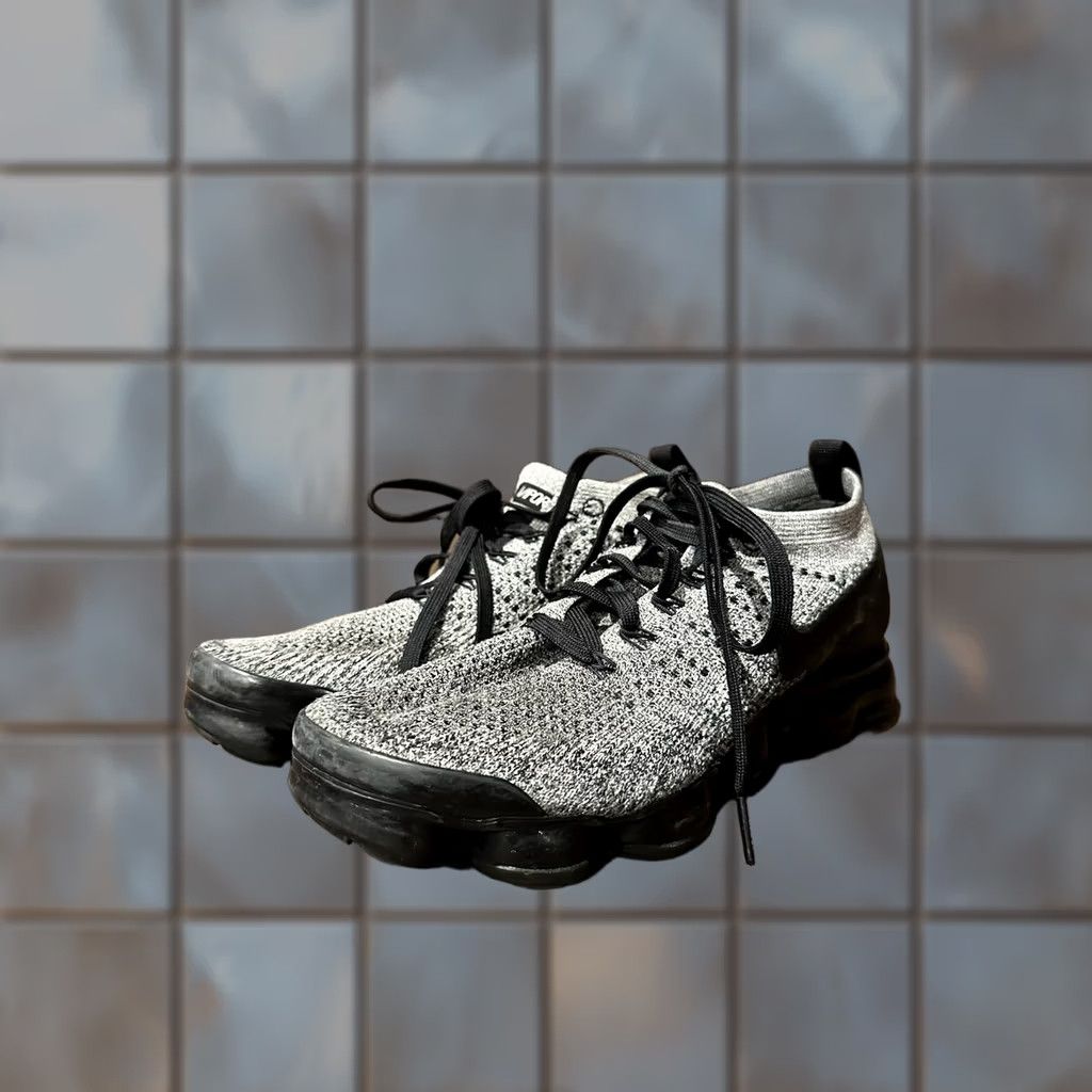 Nike Nike Air VaporMax Flyknit Sneakers Men Black 2018 8.5 VaporMax Flyknit 2 Cookies and Cream Size 8.5 US 42 EU 7.5 UK Vintage No Size US 8 / EU 41 - 1 Thumbnail
