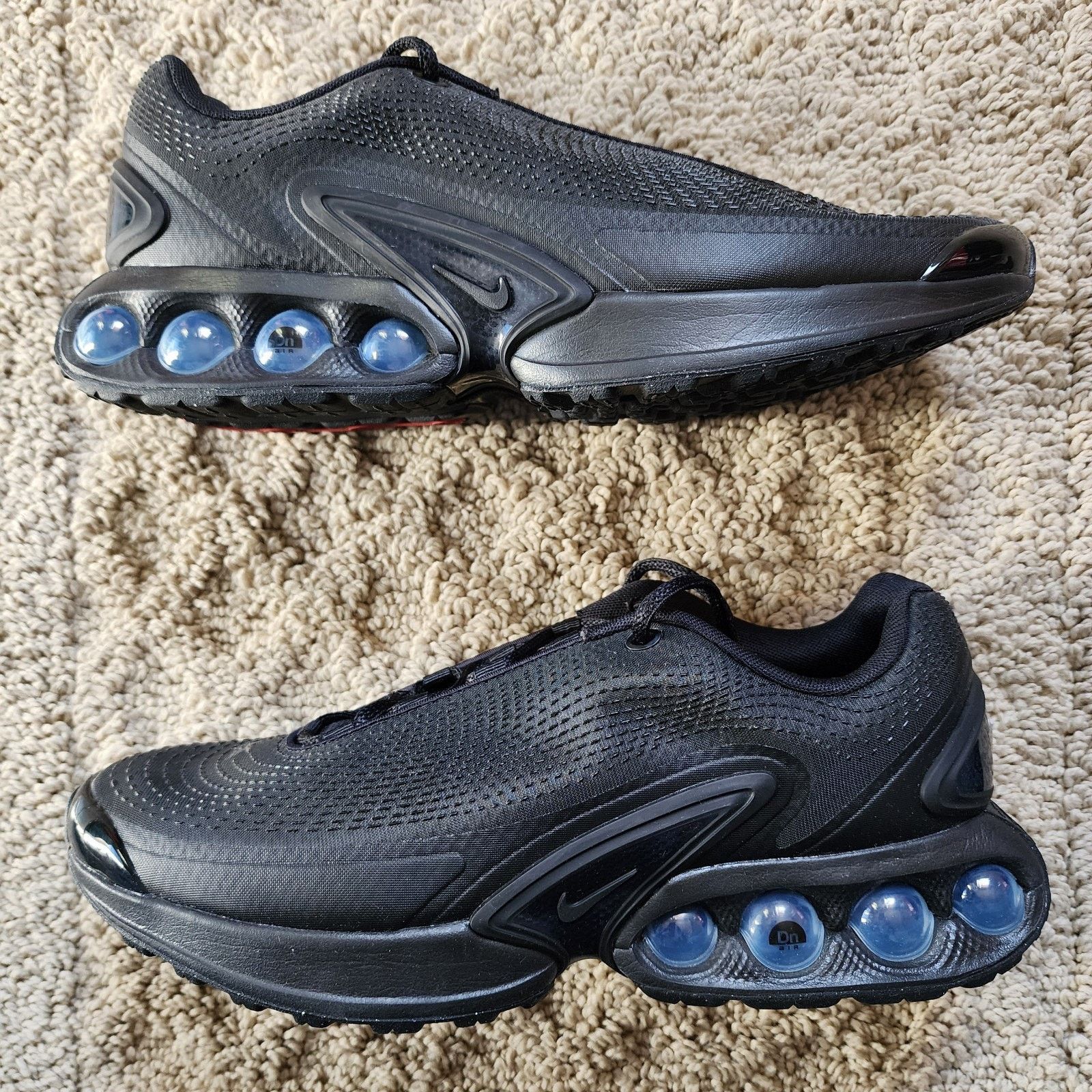 Nike Nike Air Max DN Black Metallic Grey Pre-Owned Sz 11 Size US 11 / EU 44 - 2 Thumbnail