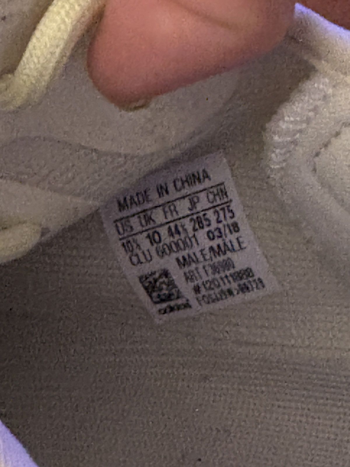 Yeezy Yeezy 350 v2 Butter Size 10.5 Size US 10.5 / EU 43-44 - 6 Thumbnail