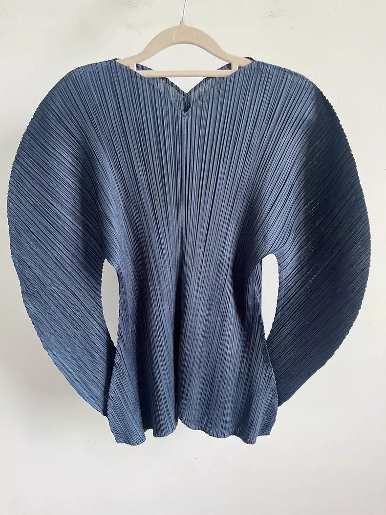 Issey Miyake Issey Miyake size:3 Blue pleated long-sleeved shirt Size S / US 4 / IT 40 - 1 Thumbnail