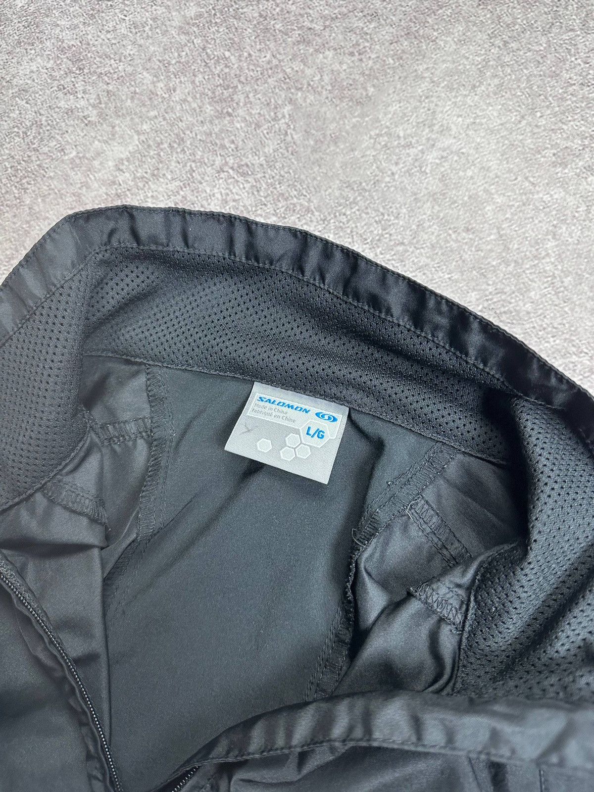 Salomon Vintage 90s Salomon Nylon Windstopper Jacket L Size US L / EU 52-54 / 3 - 7 Thumbnail