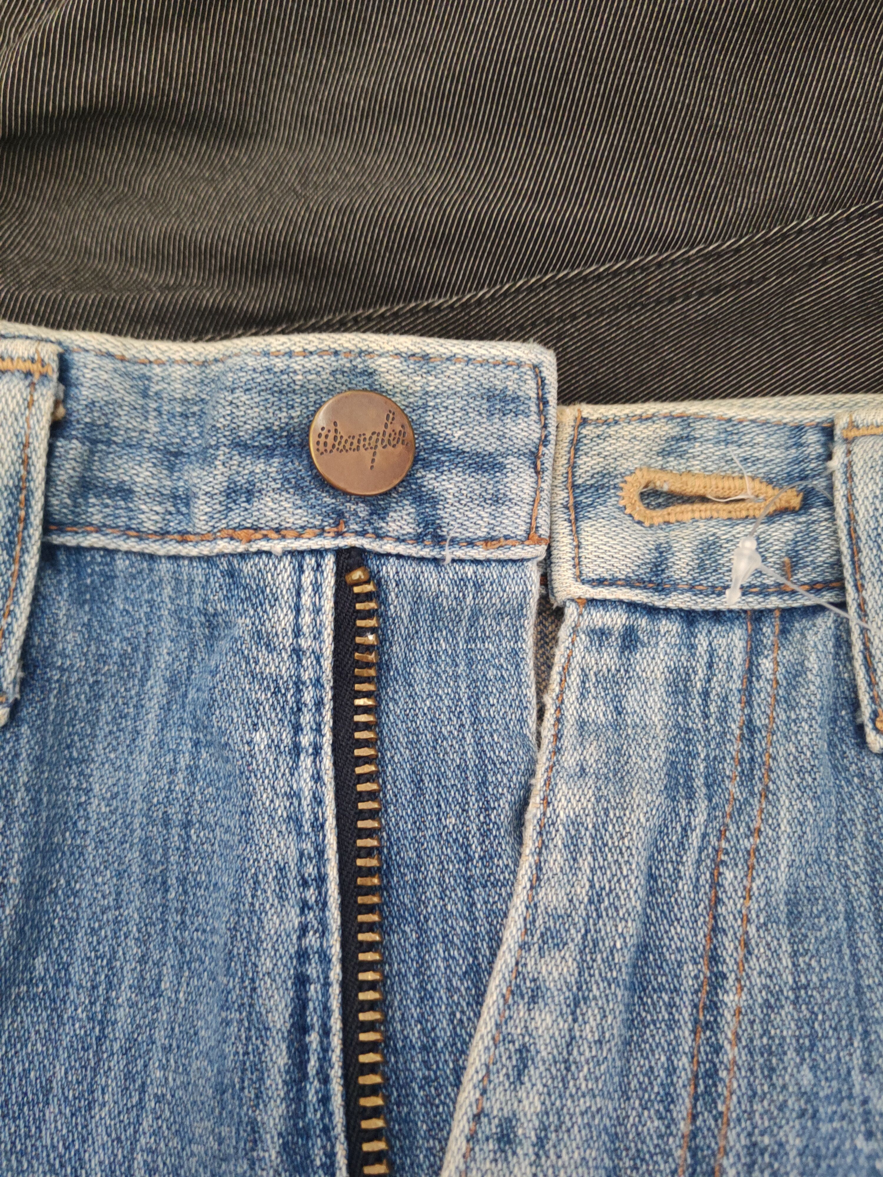 Vintage DL Wrangler Blue Distressed Ripped Jeans #594 Size US 28 / EU 44 - 16 Thumbnail