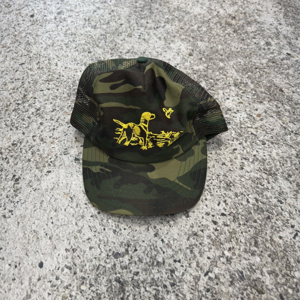Vintage Vintage Camo Duck Hunt Trucker Hat Size ONE SIZE - 1 Thumbnail