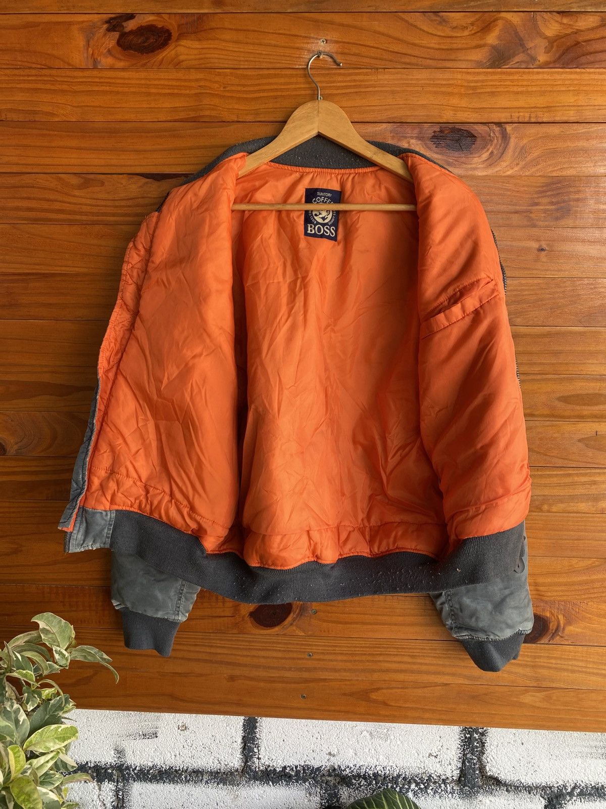 Japanese Brand Vintage Suntory Coffee Bomber Jacket Gray MA-1 Style Japan Size US L / EU 52-54 / 3 - 10 Thumbnail