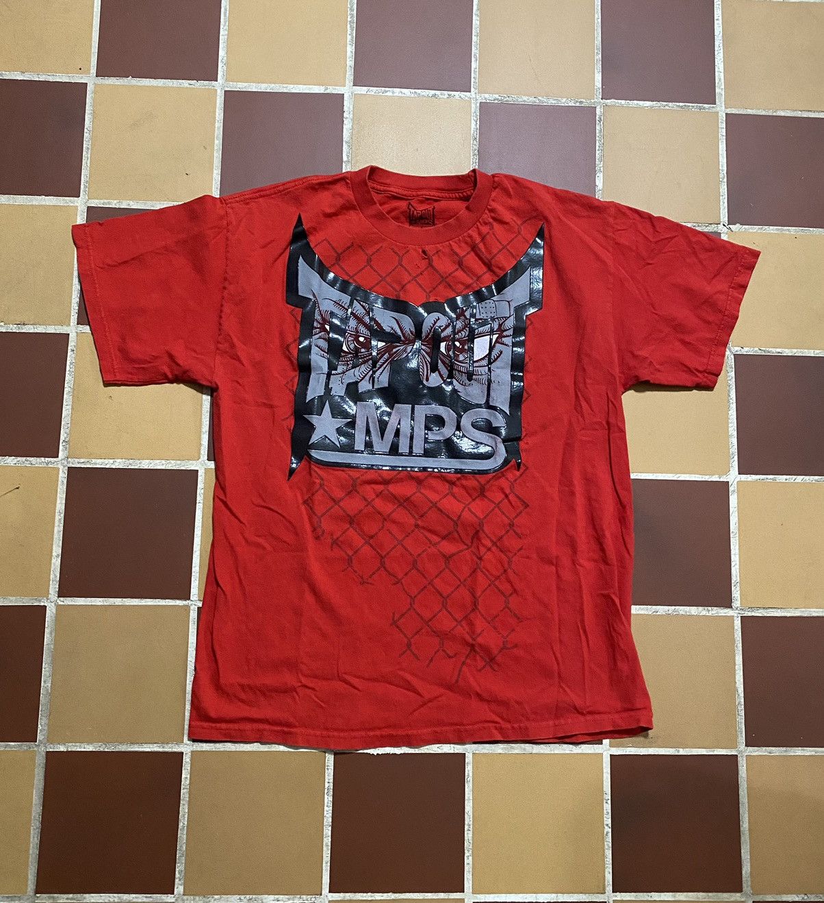 Tapout × Vintage Vintage Y2K TAPOUT MPS Destressed Shirt Size US L / EU 52-54 / 3 - 1 Thumbnail
