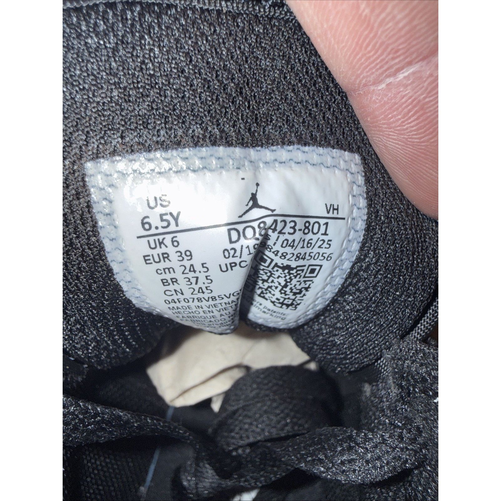 Nike Size 6Y - Air Jordan 1 Retro OG 2025 High Shattered Size US 6.5 / EU 39-40 - 6 Thumbnail
