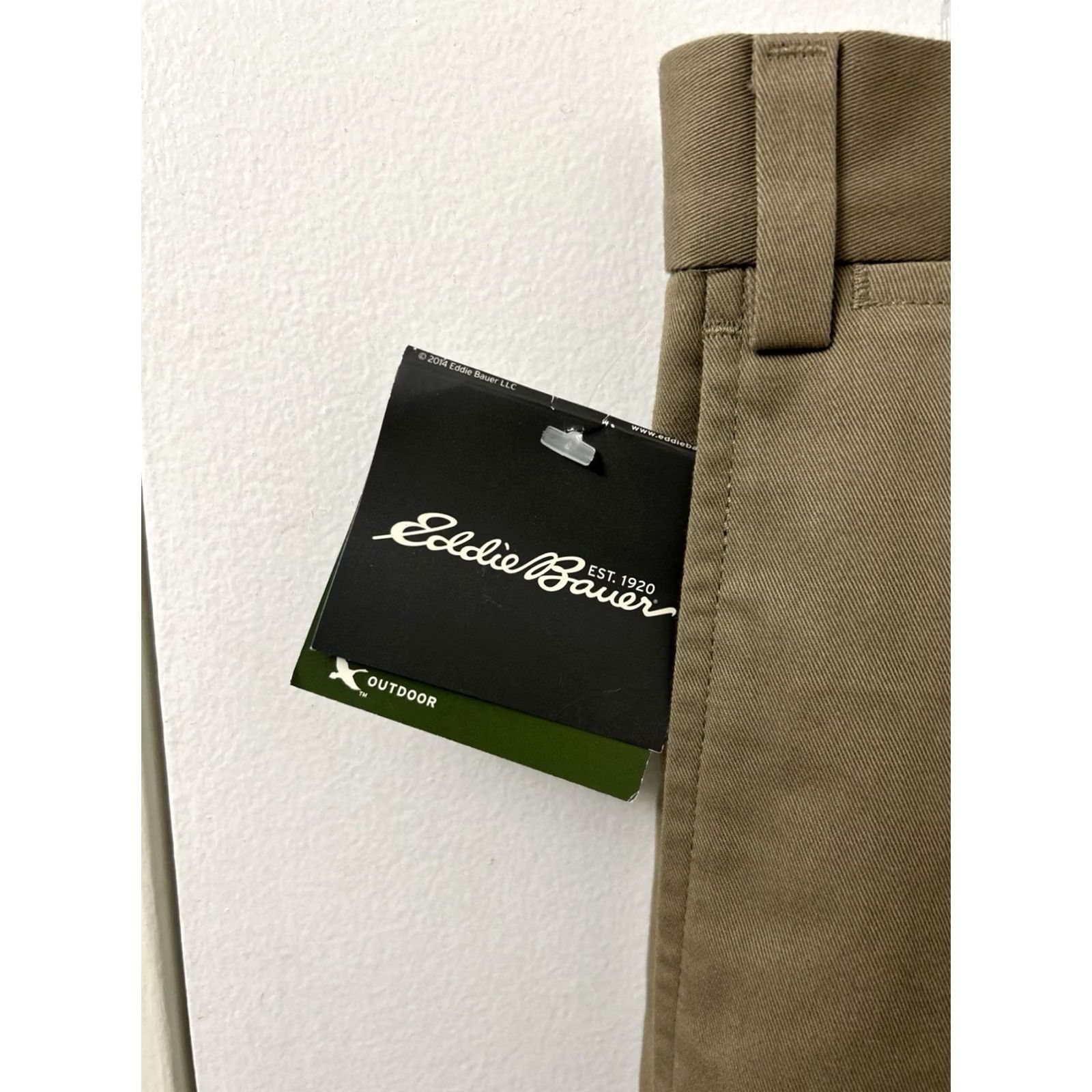 Eddie Bauer Eddie Bauer Chino Pants Mens 38x34 Tan Khaki Relaxed Fit Wrinkle Free NWT Travel Casual Workwear 5-Pocket Reg Pants Boys Mens Size US 38 / EU 54 - 5 Thumbnail