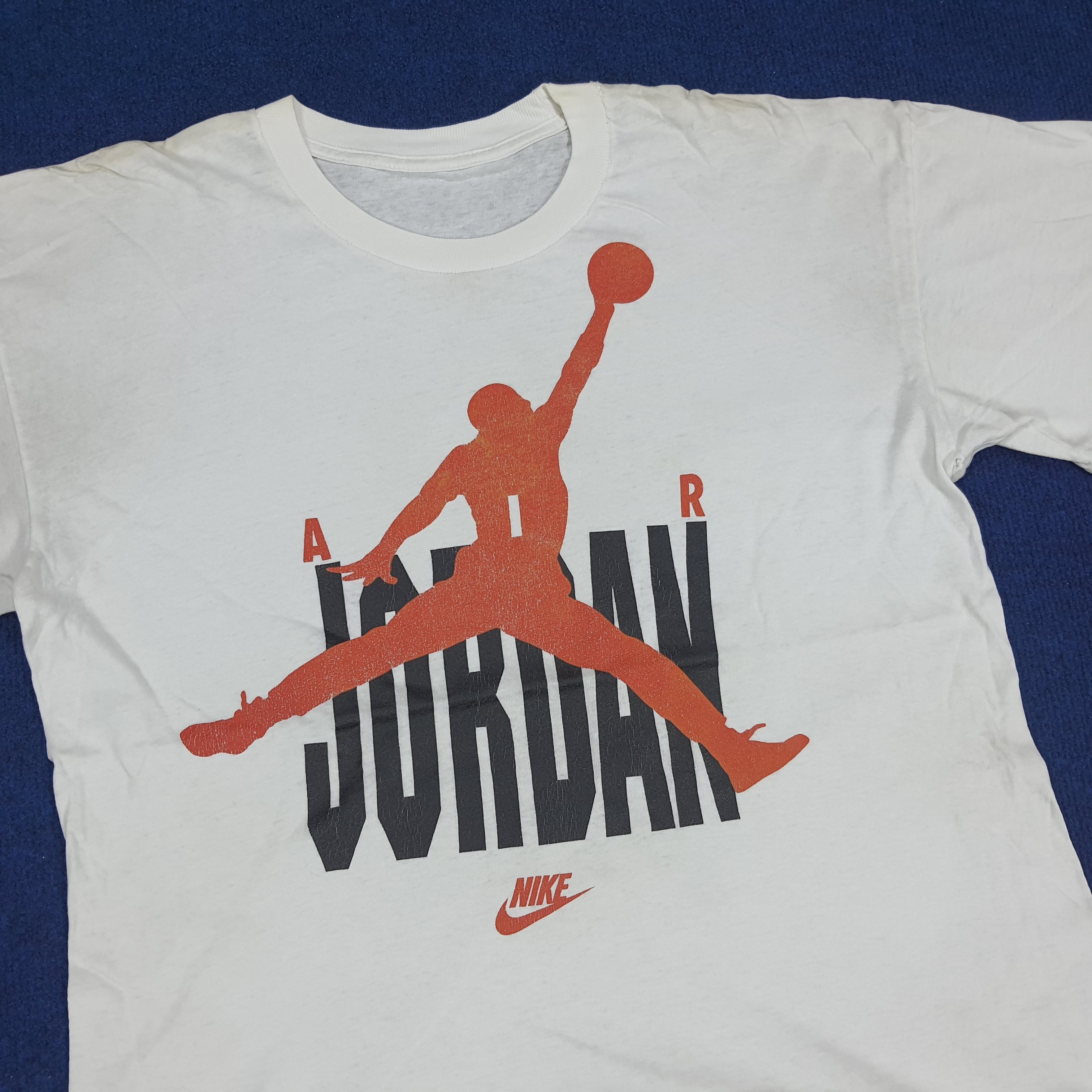 Nike × Vintage Vintage Nike Air Jordan Tshirt Size US L / EU 52-54 / 3 - 2 Thumbnail