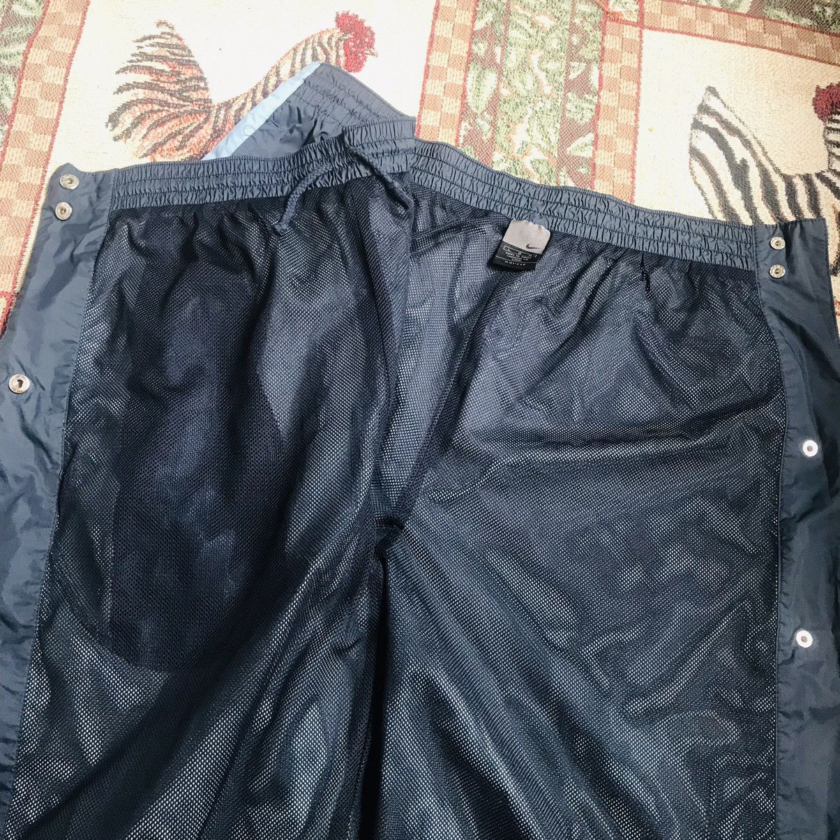 Nike × Vintage Vintage Nike Side Button Nylon Track Pant Size US 34 / EU 50 - 4 Thumbnail