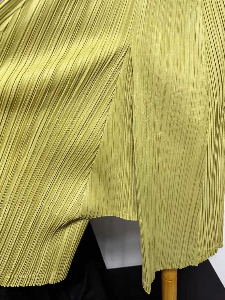 Issey Miyake issey miyake size:1 Light yellow three-quarter pleated pan Size 42" / US 20 - 3 Thumbnail