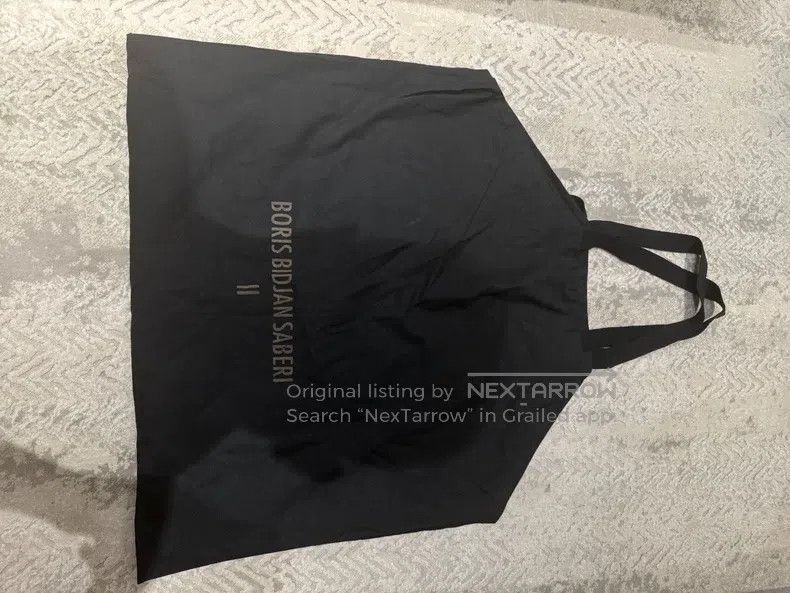 Boris Bidjan Saberi Boris Bidjan Saberi Size S White goose down Size US S / EU 44-46 / 1 - 7 Thumbnail