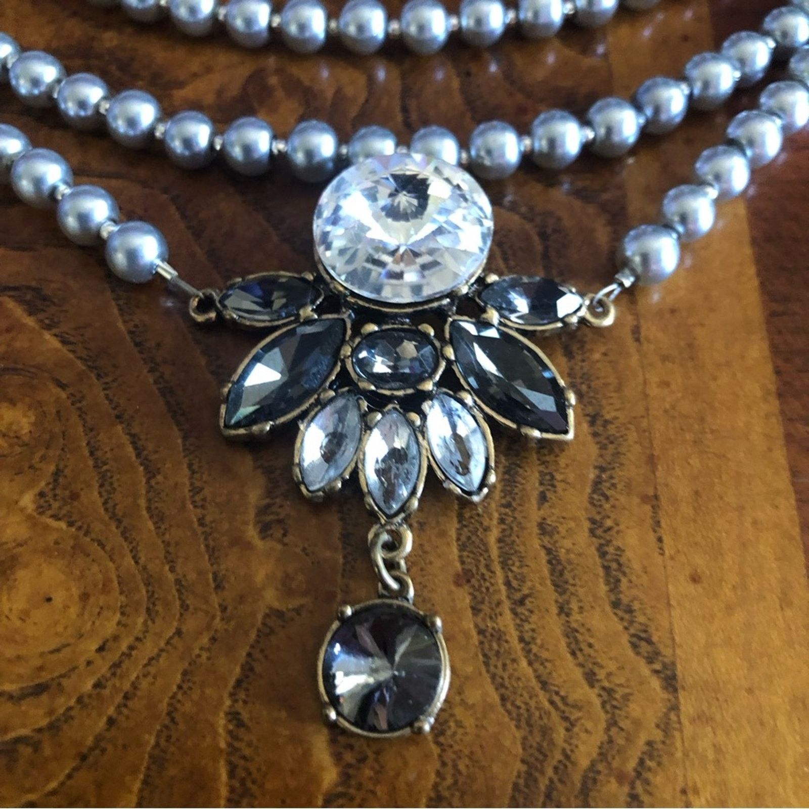 Handmade Handcrafted repurpose silver stone pendant Pearl necklace Size ONE SIZE - 8 Thumbnail