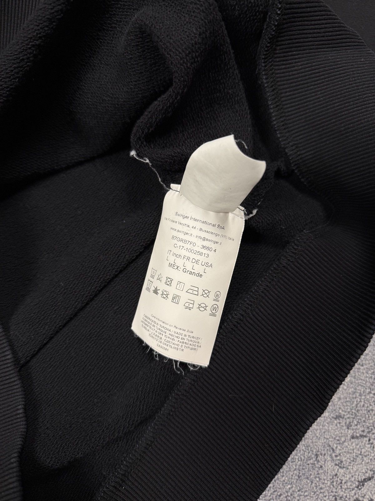 Versace Jeans Couture Gianni Versace Big Logo Black Sweatshirt Size US L / EU 52-54 / 3 - 7 Thumbnail