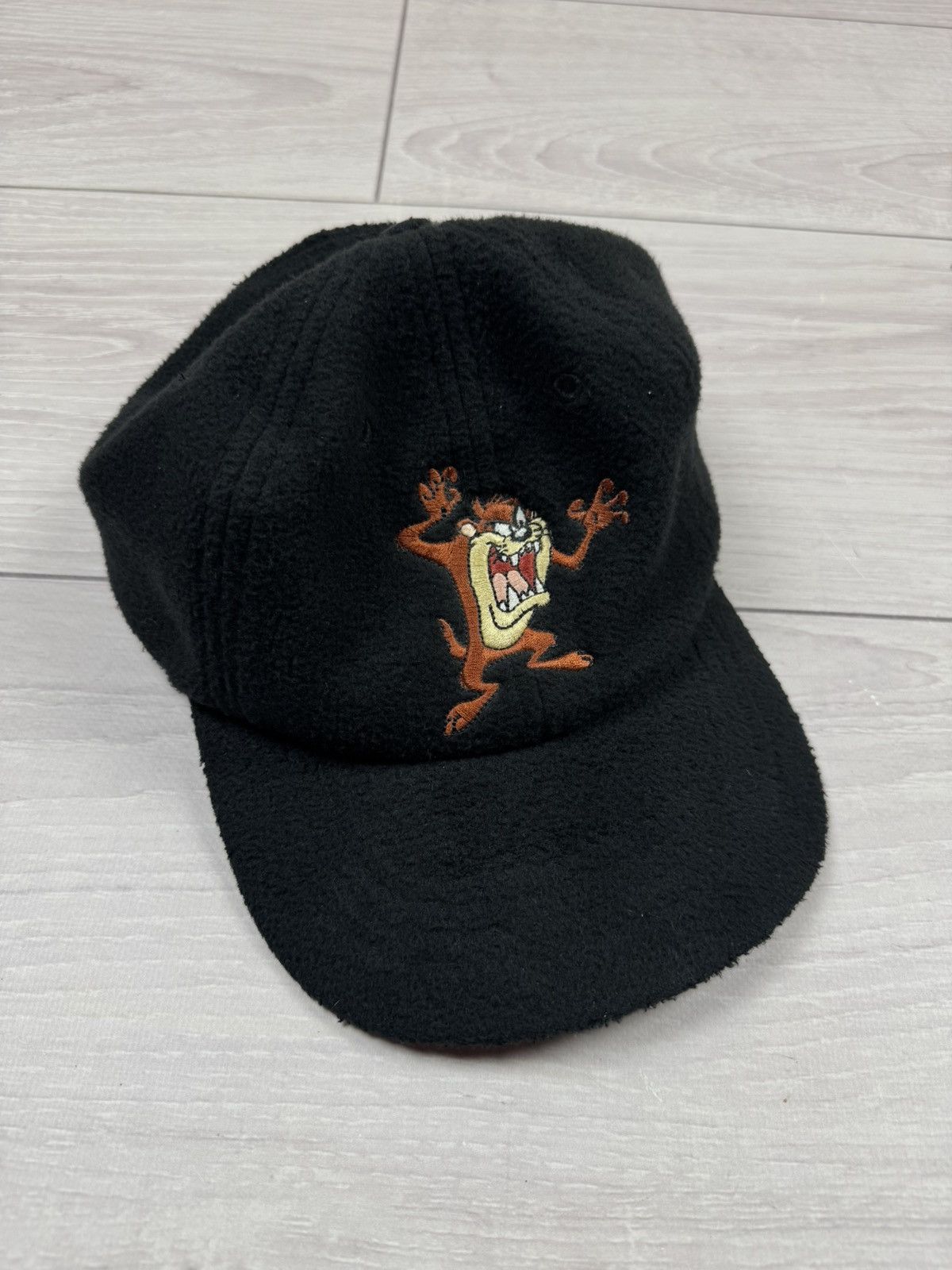 Vintage Vintage 90s Looney Tunes Taz Tasmanian Devil Baseball Cap Size ONE SIZE - 2 Thumbnail
