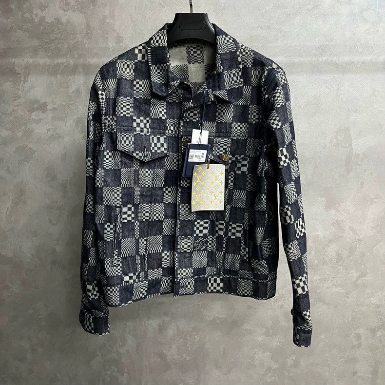Louis Vuitton Louis Vuitton Black checkerboard single-breasted casual lo Size US M / EU 48-50 / 2 - 1 Thumbnail