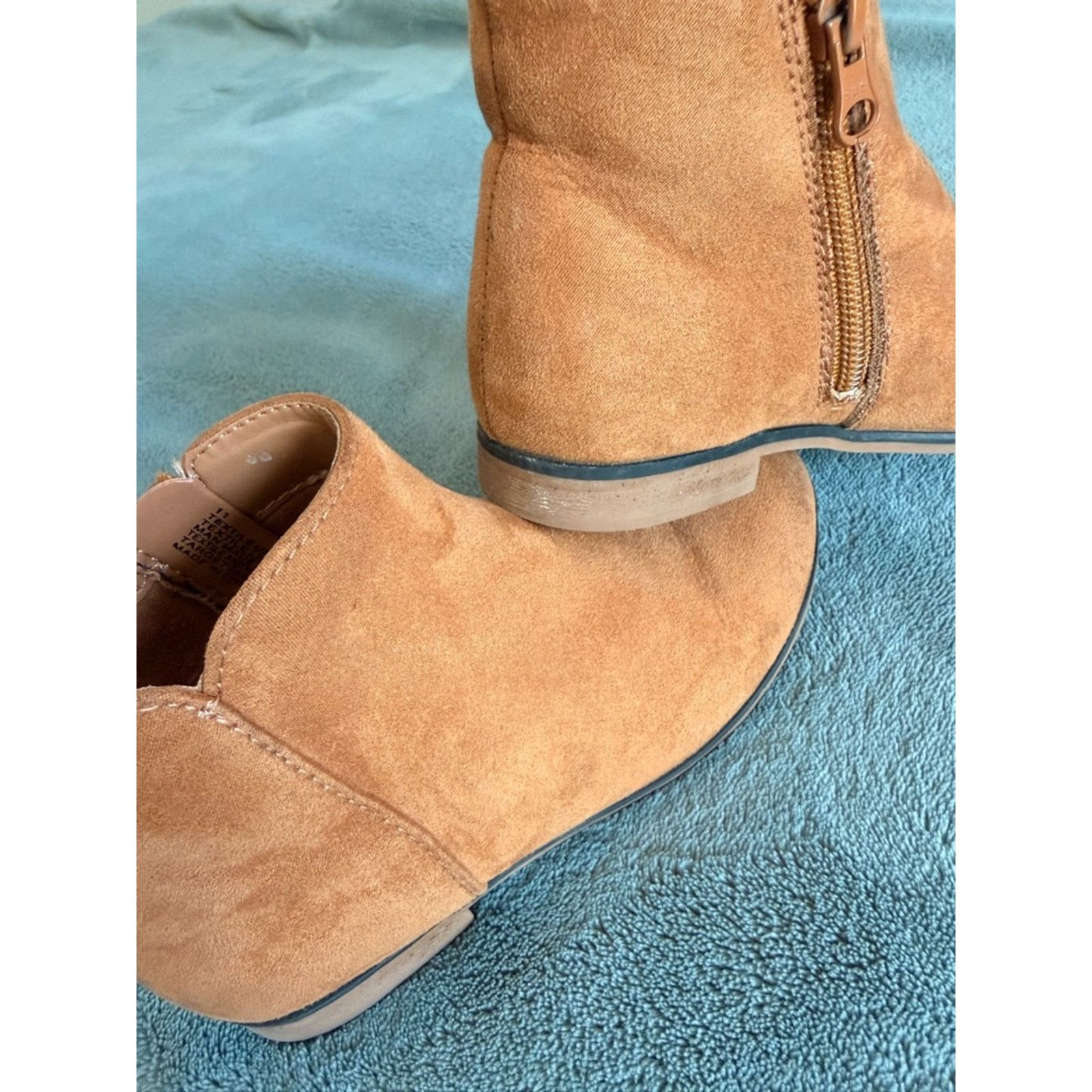 & Other Stories Kids Cat & Jack Tan Suede Ankle Booties Size US 11 / IT 41 - 4 Thumbnail