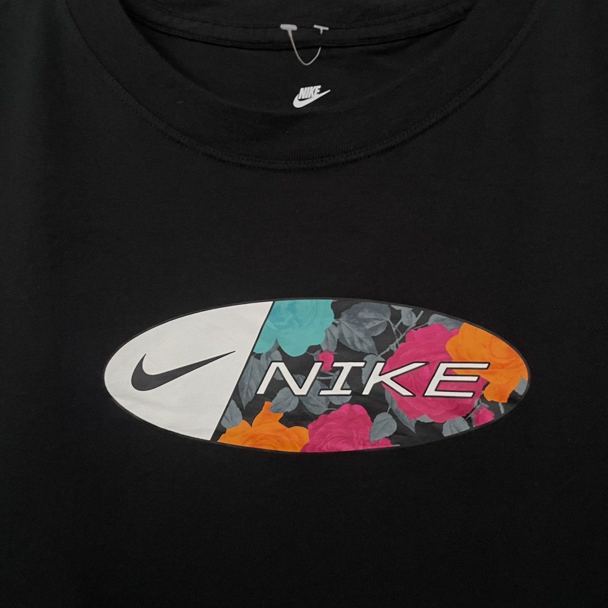 Nike Y2K Nike Athletics Cropped T Shirt Size US XL / EU 56 / 4 - 2 Thumbnail