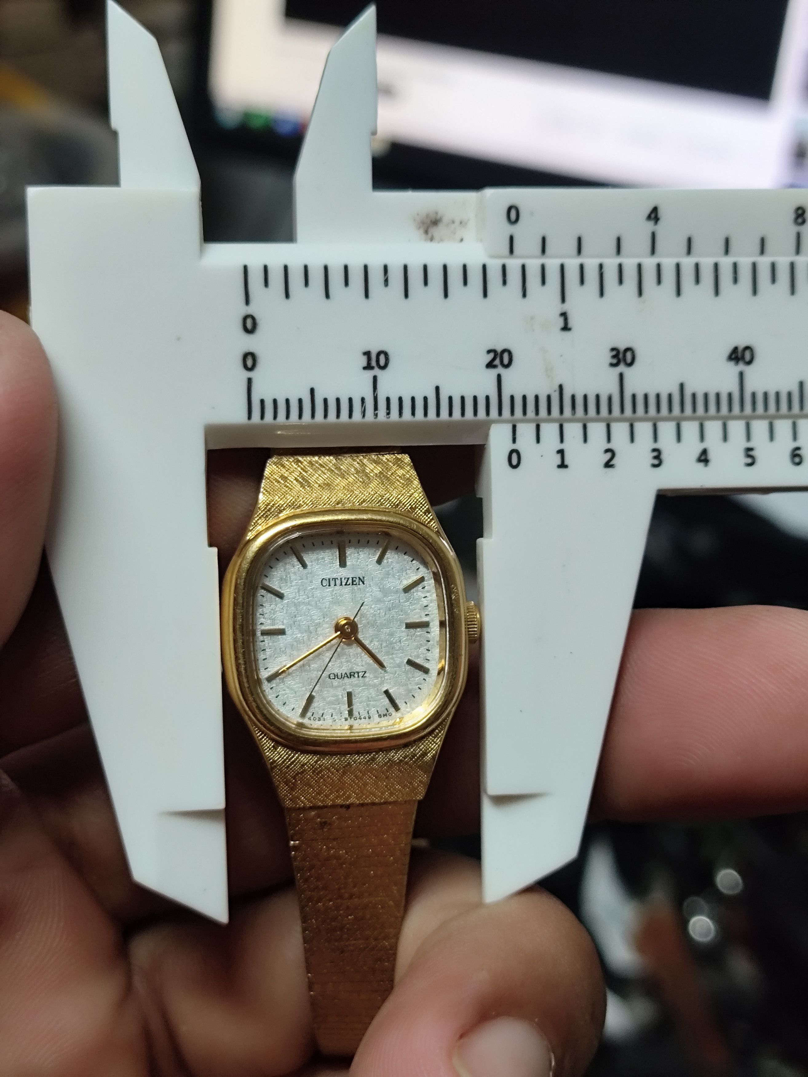 Citizen × Japanese Brand × Vintage Vintage CITIZEN QUARTZ Ladies Luxury Watch JAPAN MADE Size ONE SIZE - 7 Thumbnail
