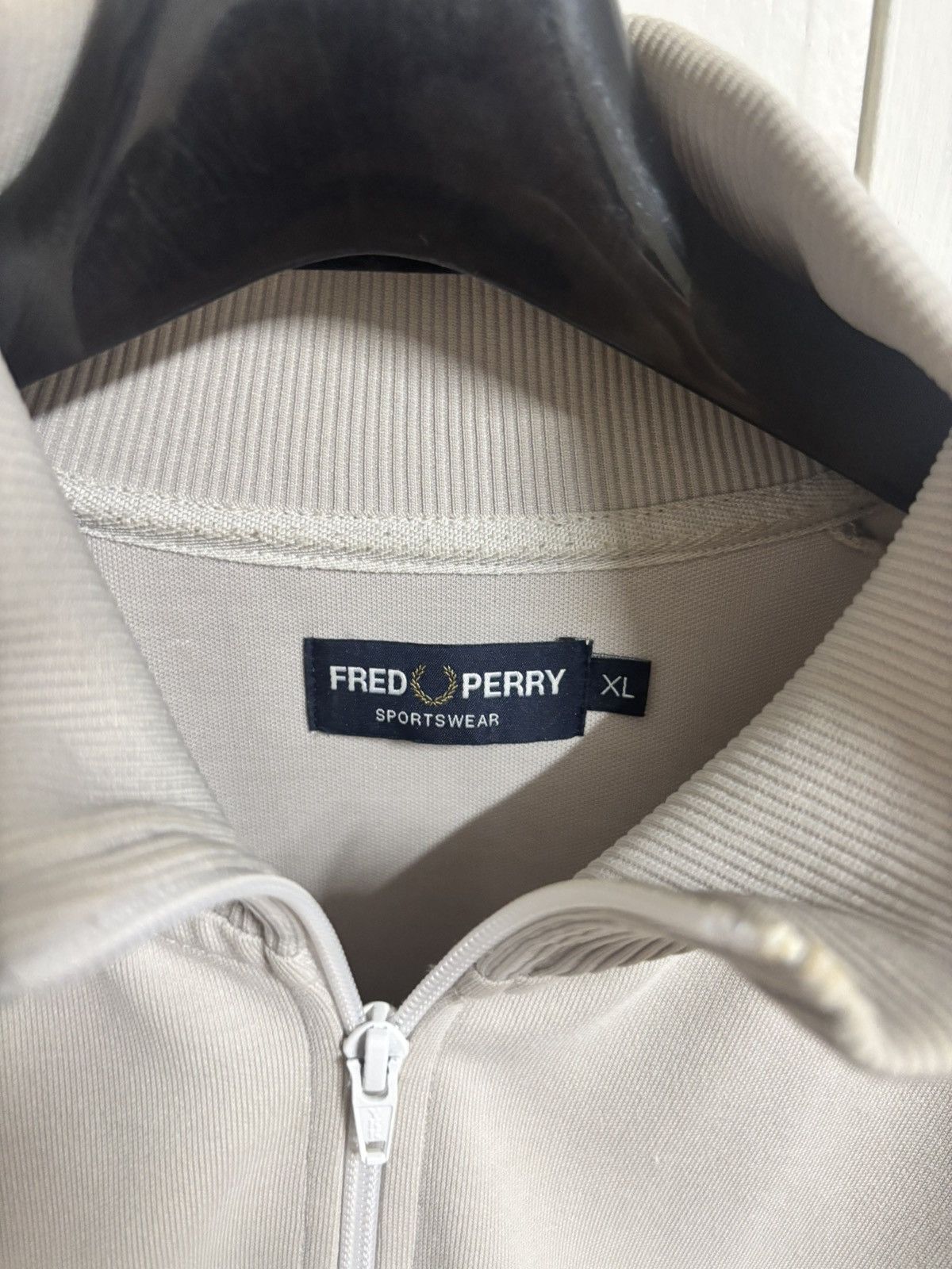 Fred Perry FRED PERRY EMBROIDERED PANEL SWEAT Size US XL / EU 56 / 4 - 3 Thumbnail