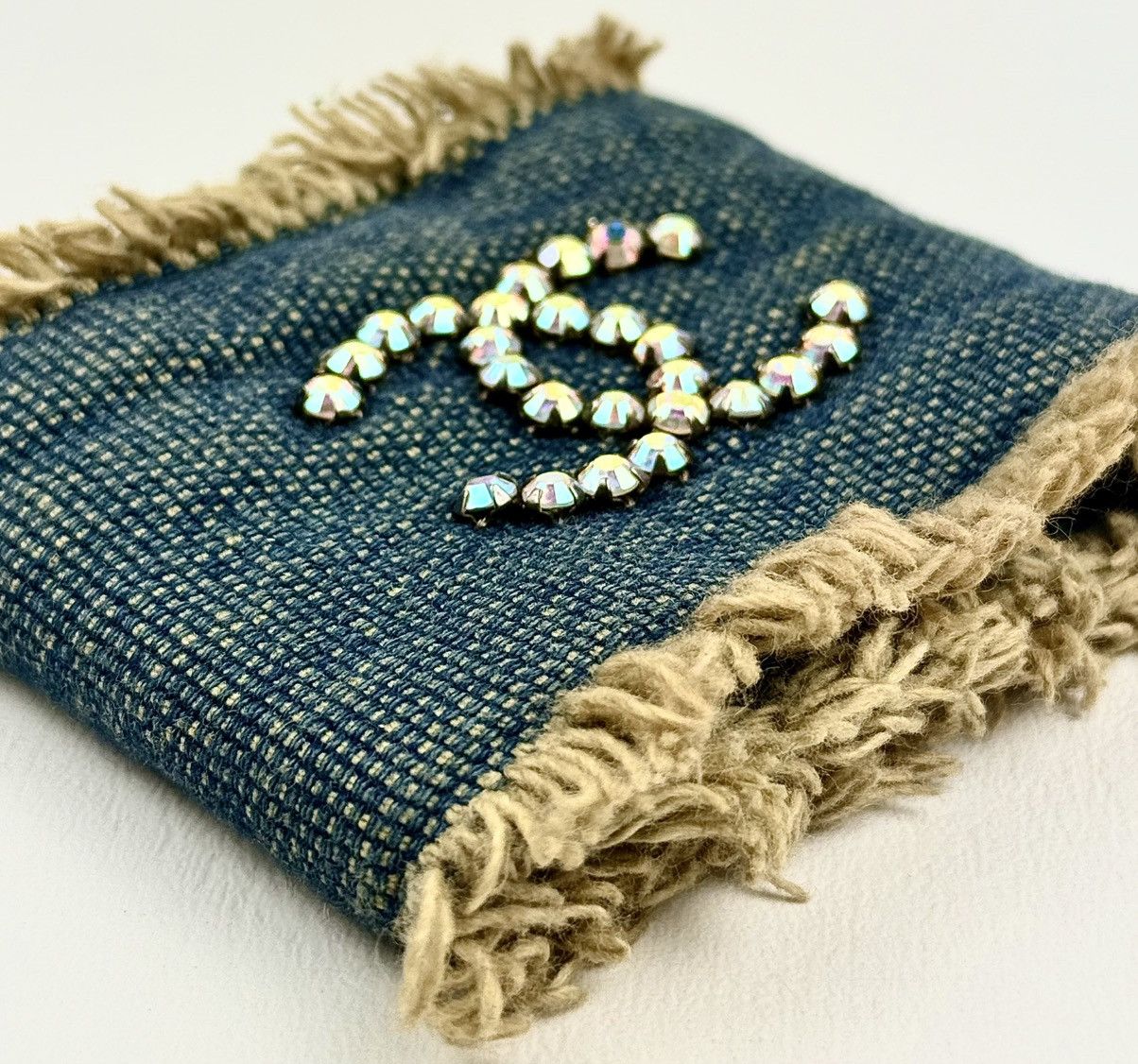 Chanel Chanel - Karl - FW/01 - Denim - Rhinestone - CC - Logo Cuff Size ONE SIZE - 3 Thumbnail