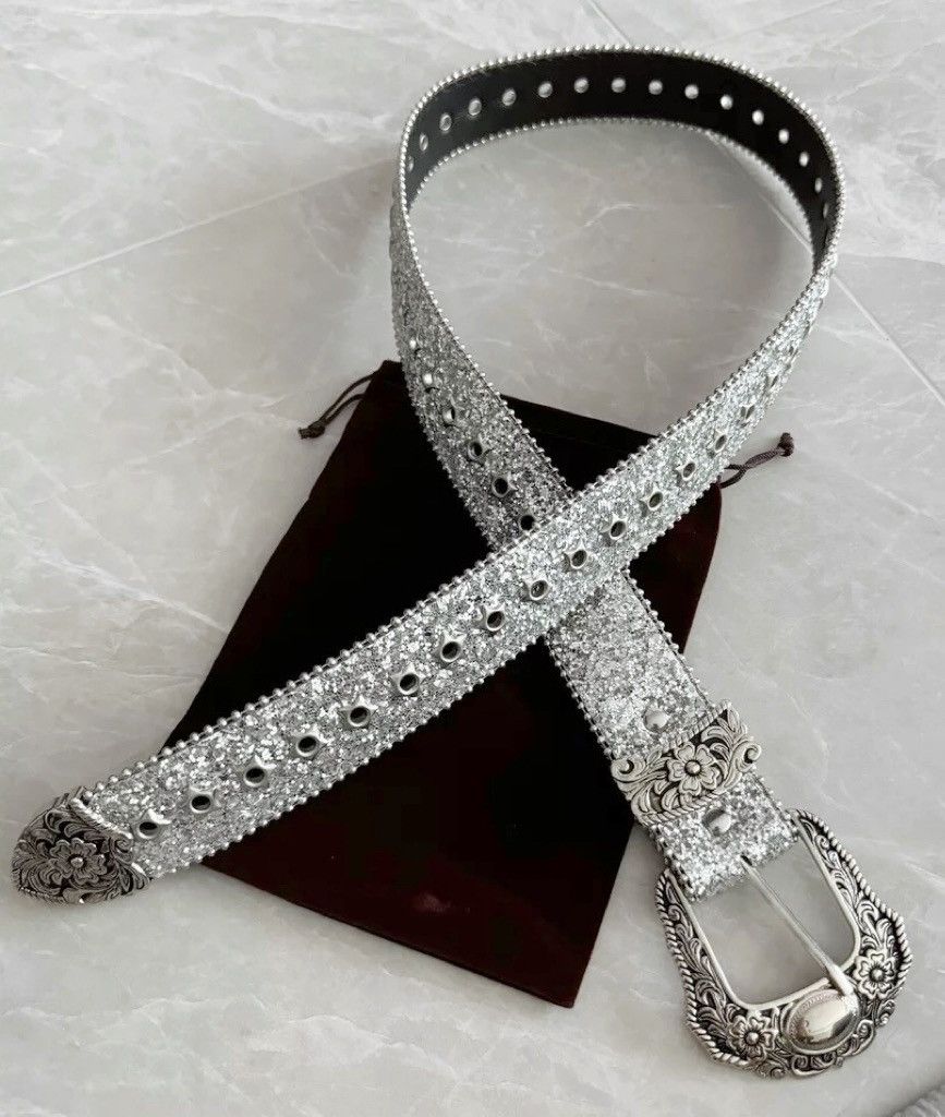 Designer × Japanese Brand Vintage punk rock unisex star studded rivet western belt Size ONE SIZE - 1 Thumbnail