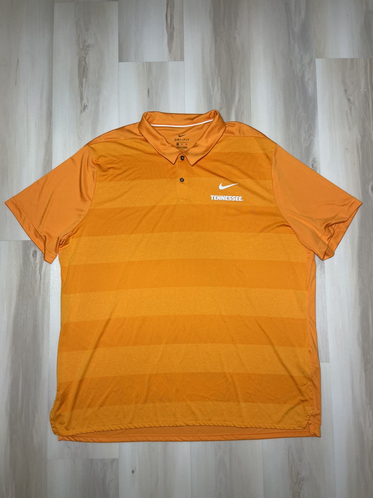 Nike Nike Dri-FIT NCAA Tennessee Volunteers Polo Shirt Men’s 3XL Size US XXL / EU 58 / 5 - 1 Thumbnail