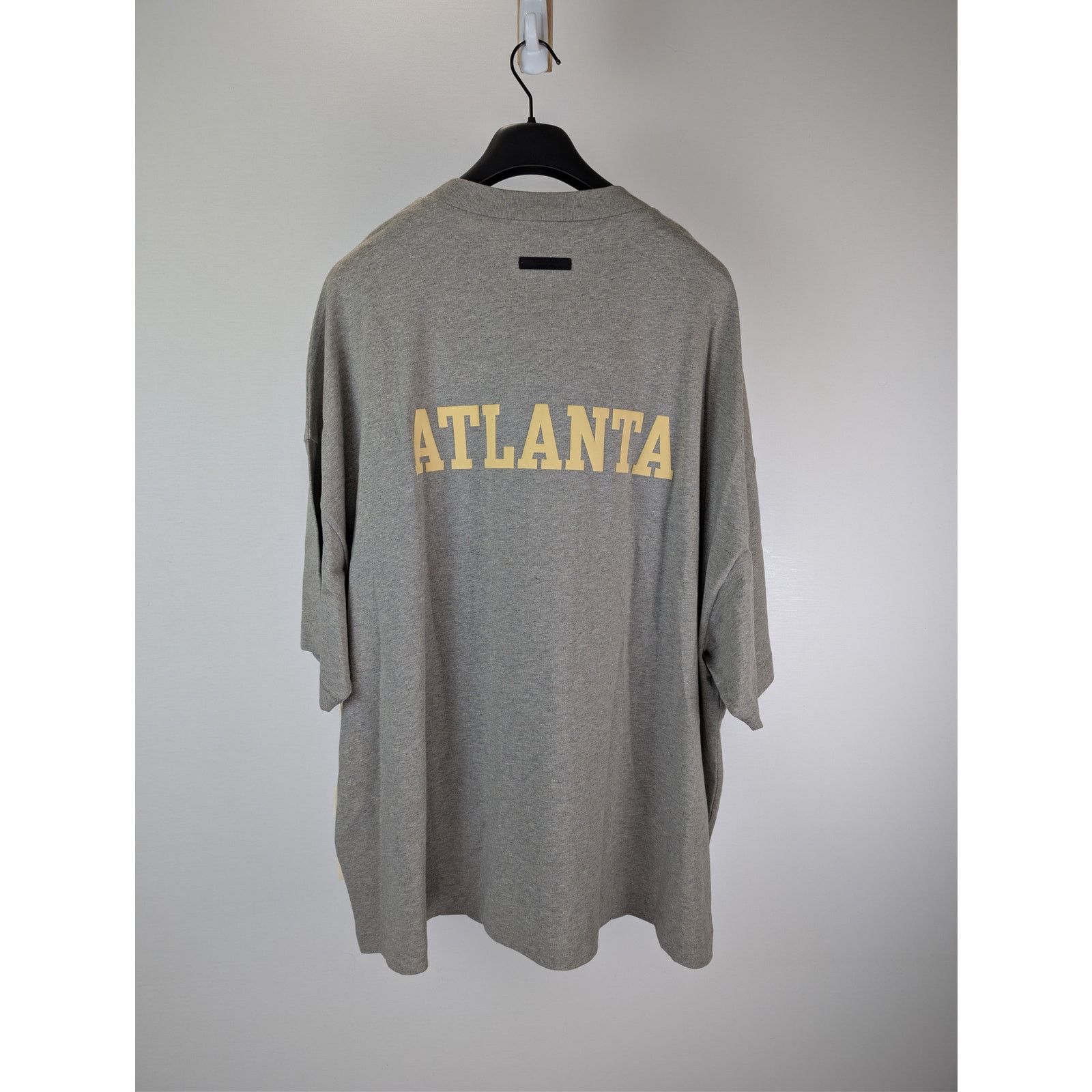 Fear of God o1rshd1 Atlanta Hawks NBA Tee Shirt in Dark Heather Size US XXL / EU 58 / 5 - 9 Thumbnail