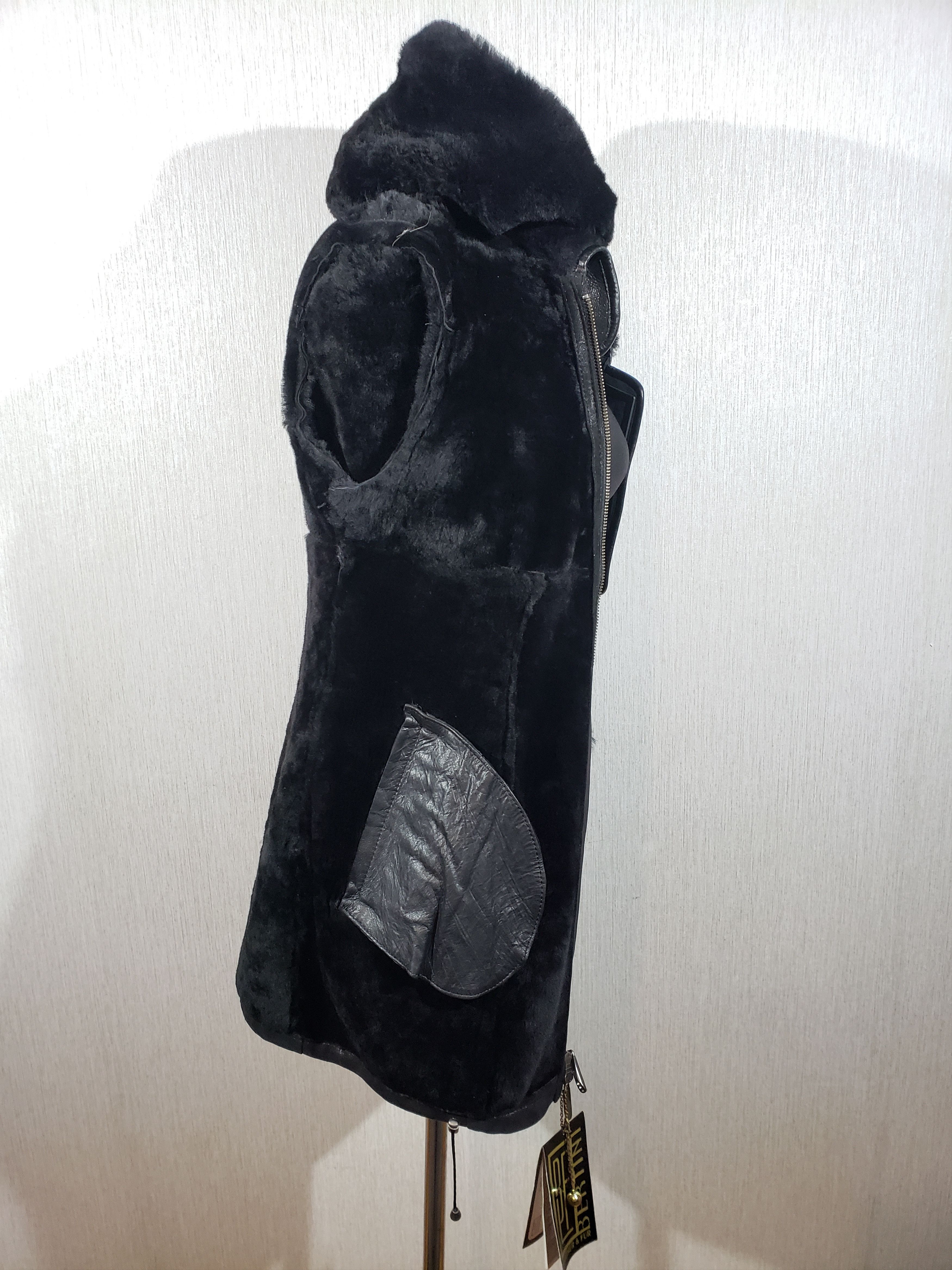 Other Stylish black women's sheepskin coat with a hood. Size S / US 4 / IT 40 - 9 Thumbnail