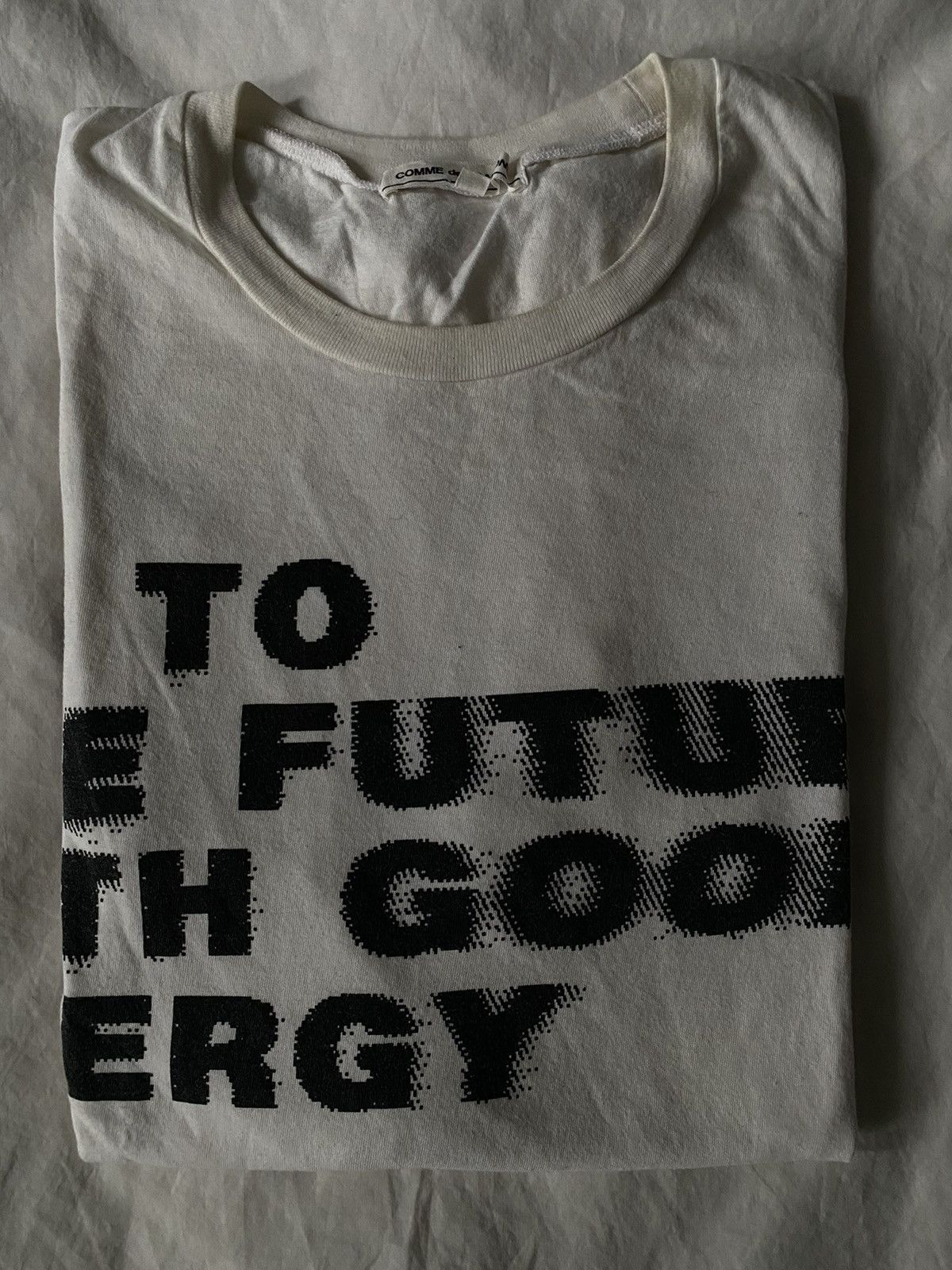 Comme des Garcons CdG EMERGENCY SPECIAL“On to the future with good energy” tee Size US M / EU 48-50 / 2 - 2 Thumbnail