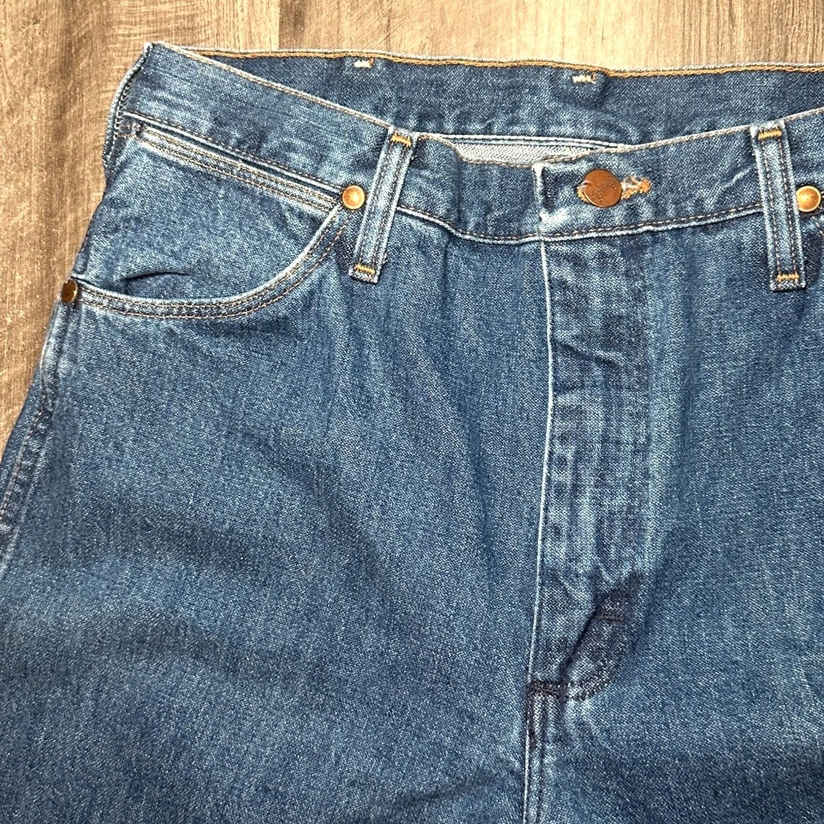 Wrangler VINTAGE Wrangler Cowboy Cut Original Fit Straight Jeans 34x34 Mens Blue 34 Regular Straight Jeans Size US 34 / EU 50 - 6 Thumbnail